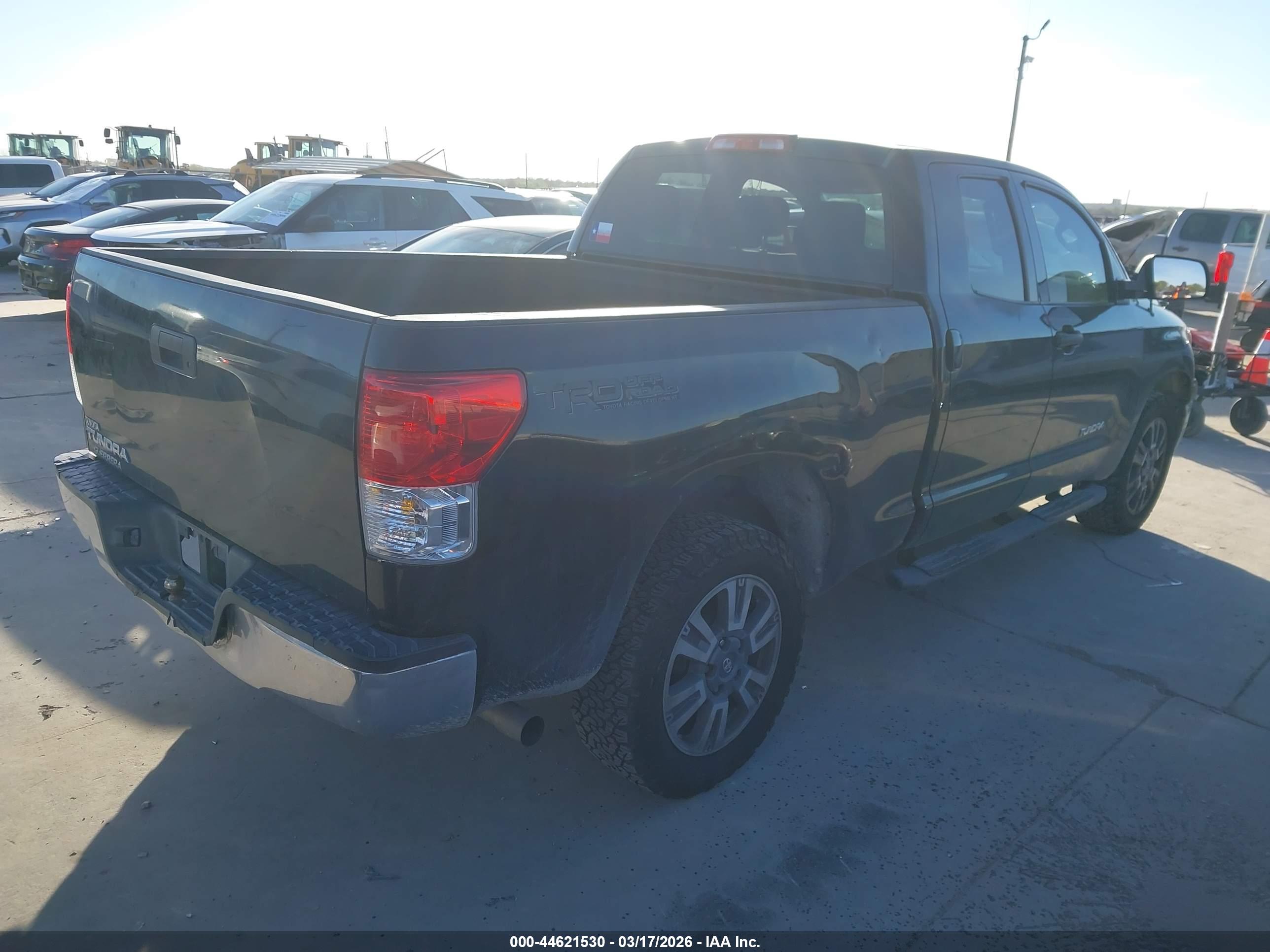 TOYOTA TUNDRA image 4