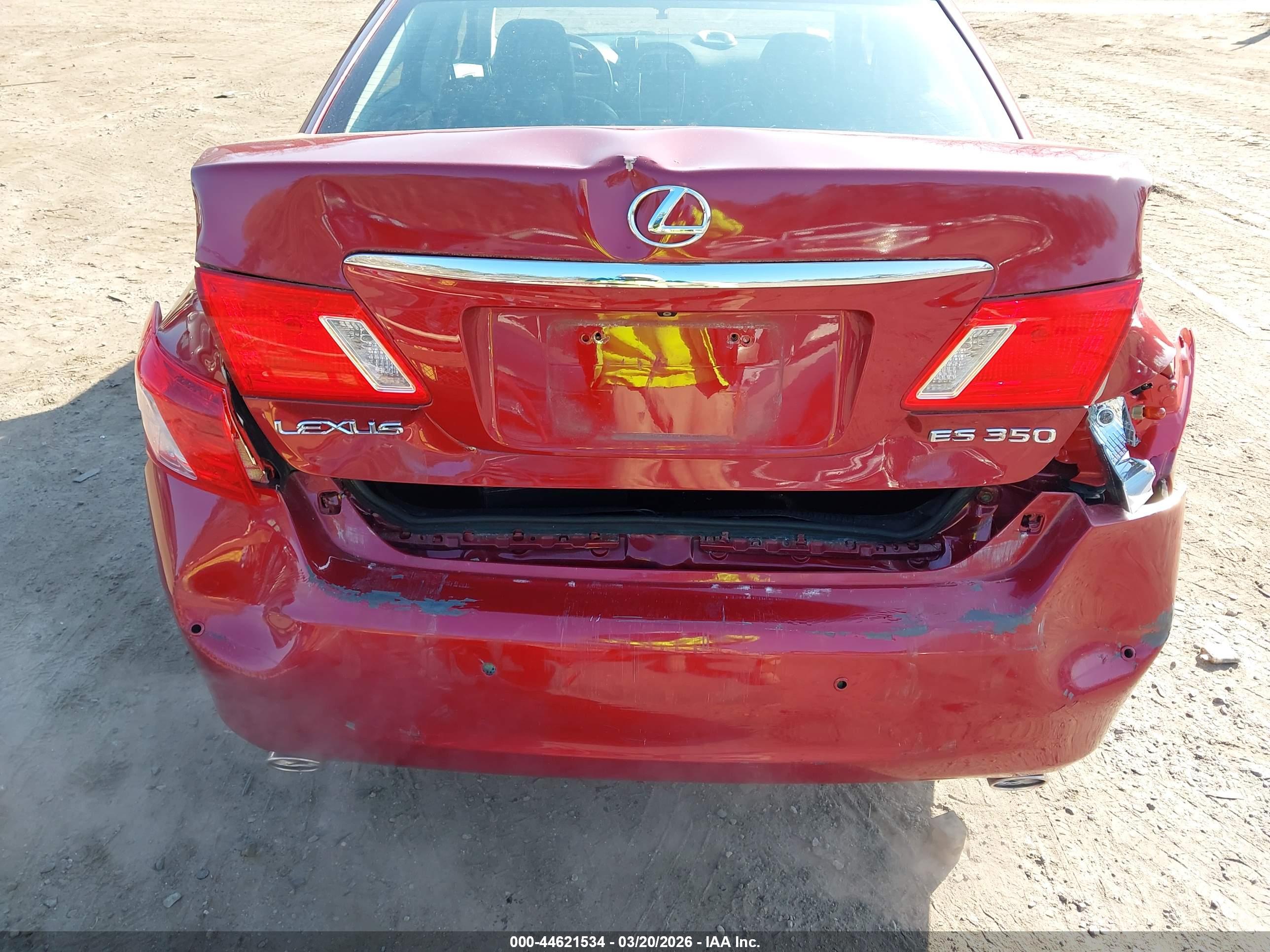 LEXUS ES image 6