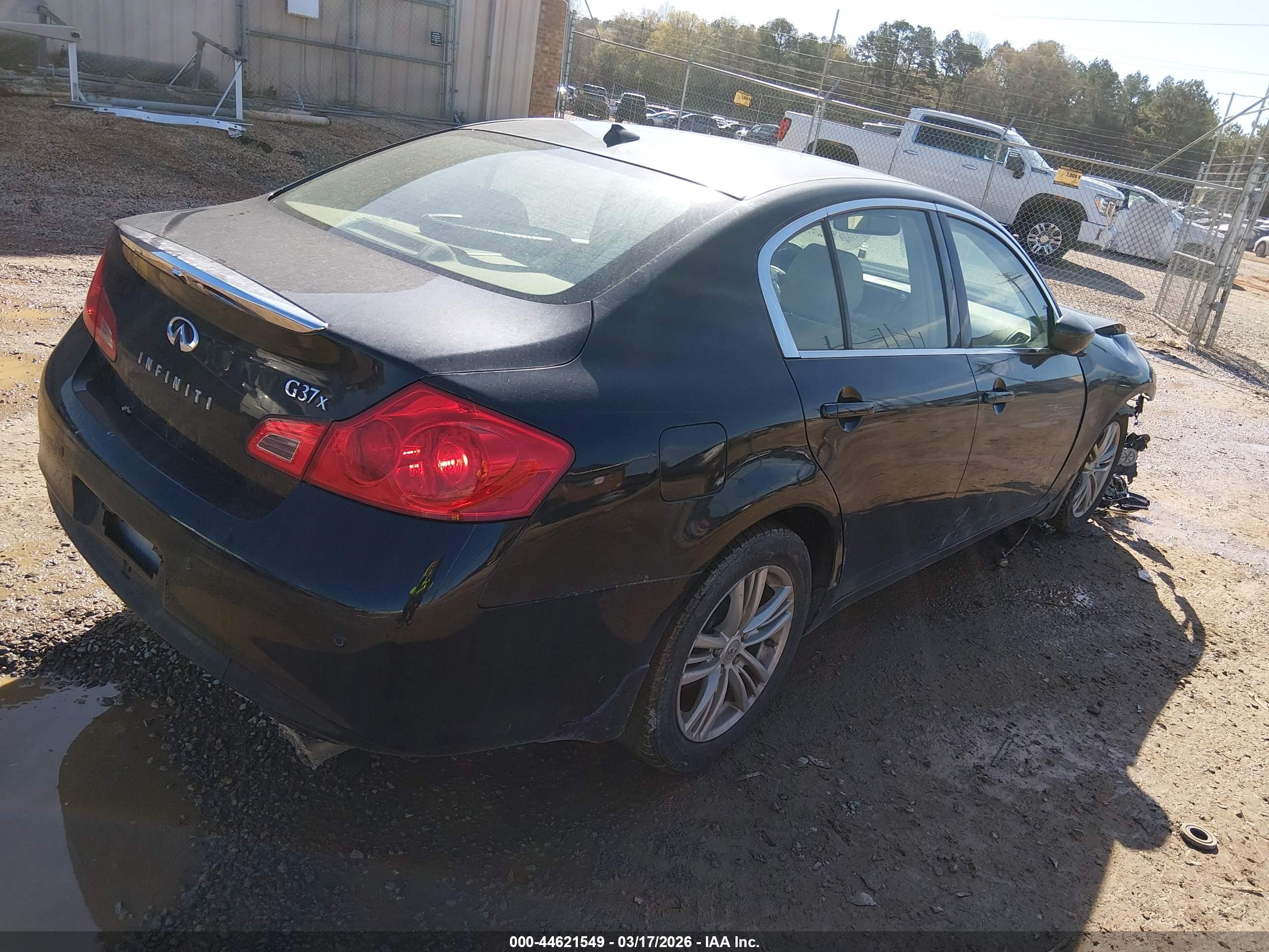 INFINITI G37X image 4