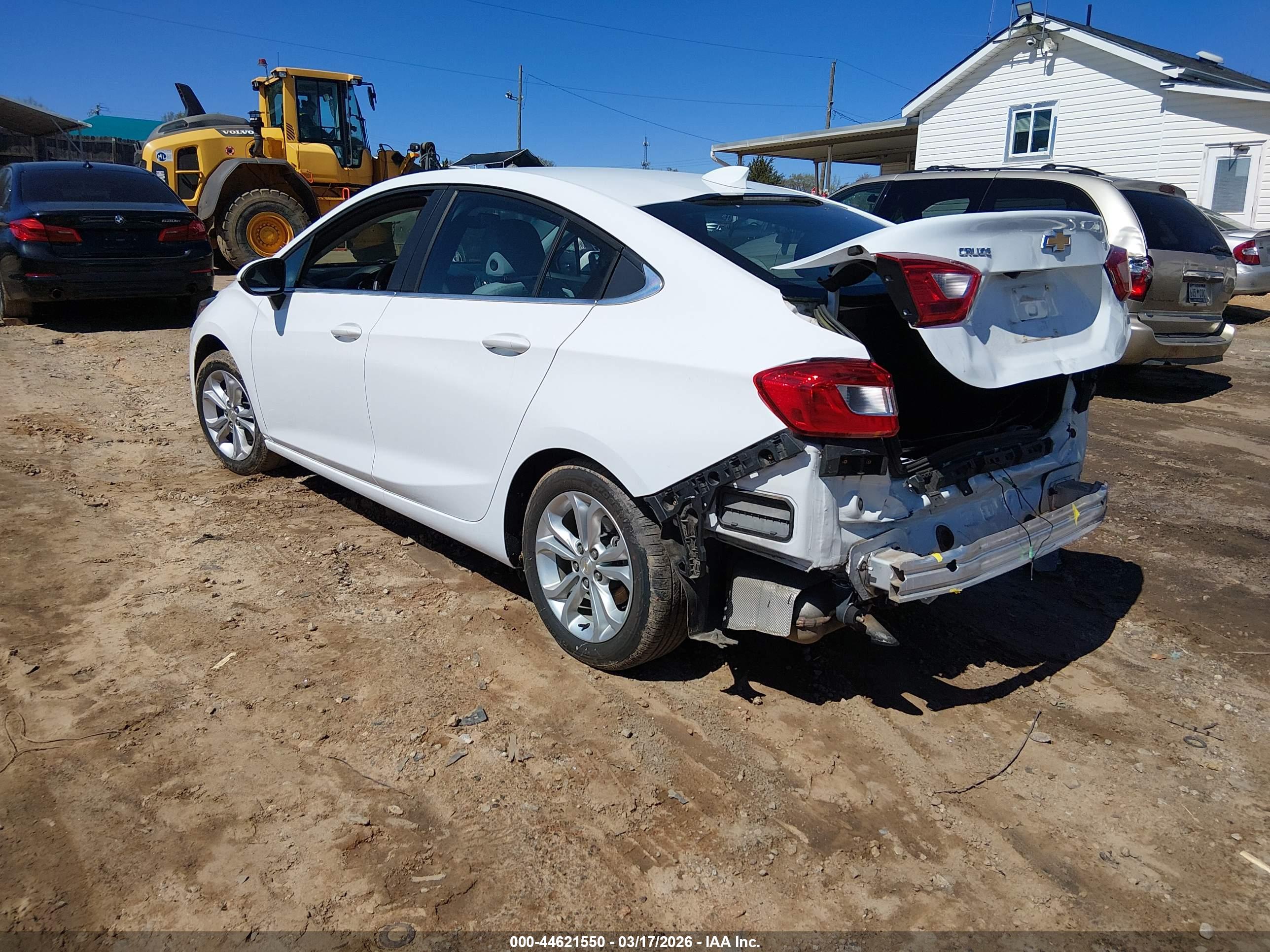 CHEVROLET CRUZE image 3