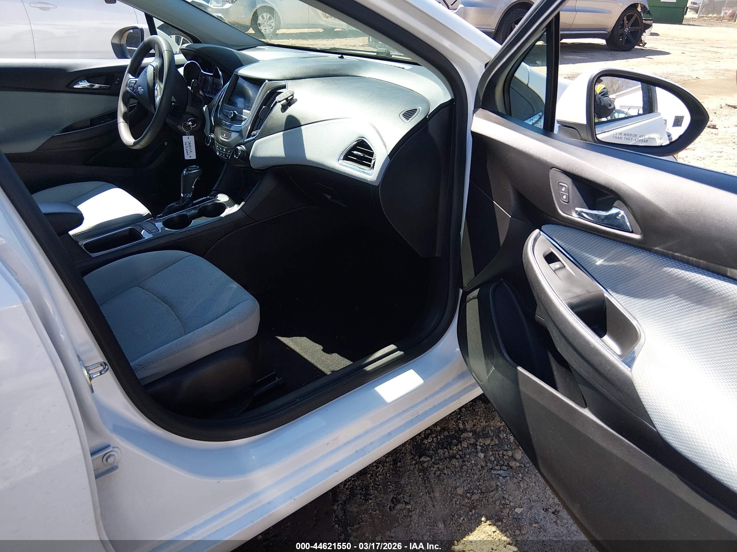 CHEVROLET CRUZE image 5