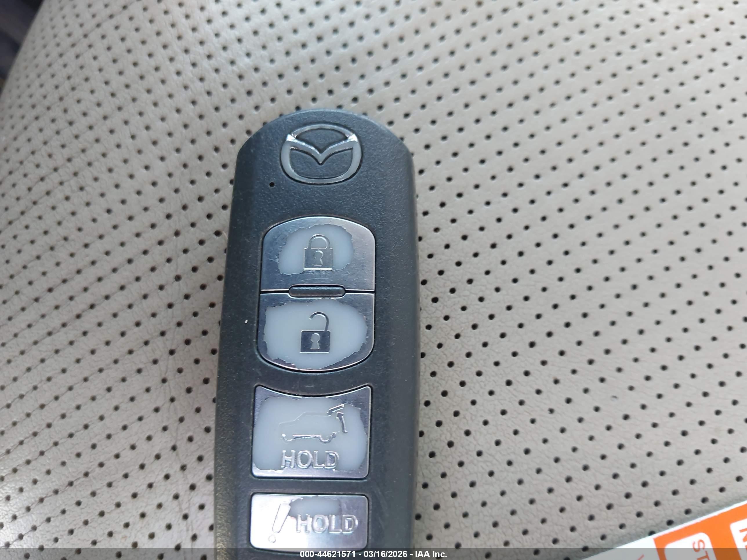 MAZDA CX-9 image 11