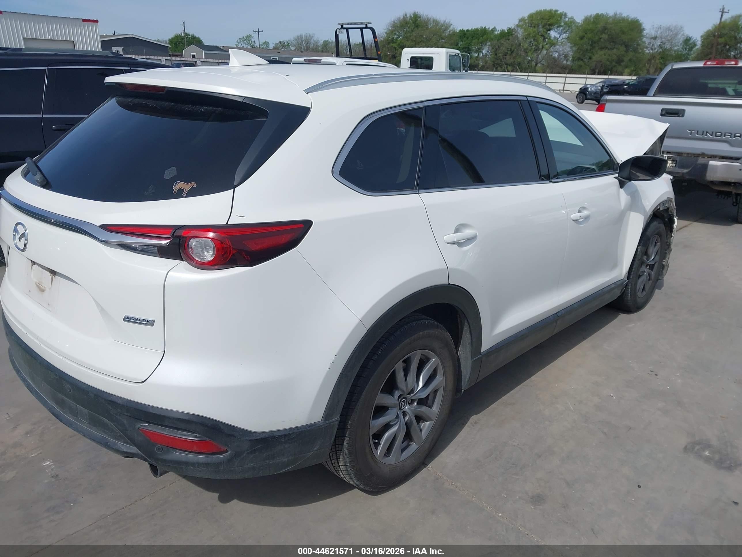 MAZDA CX-9 image 4