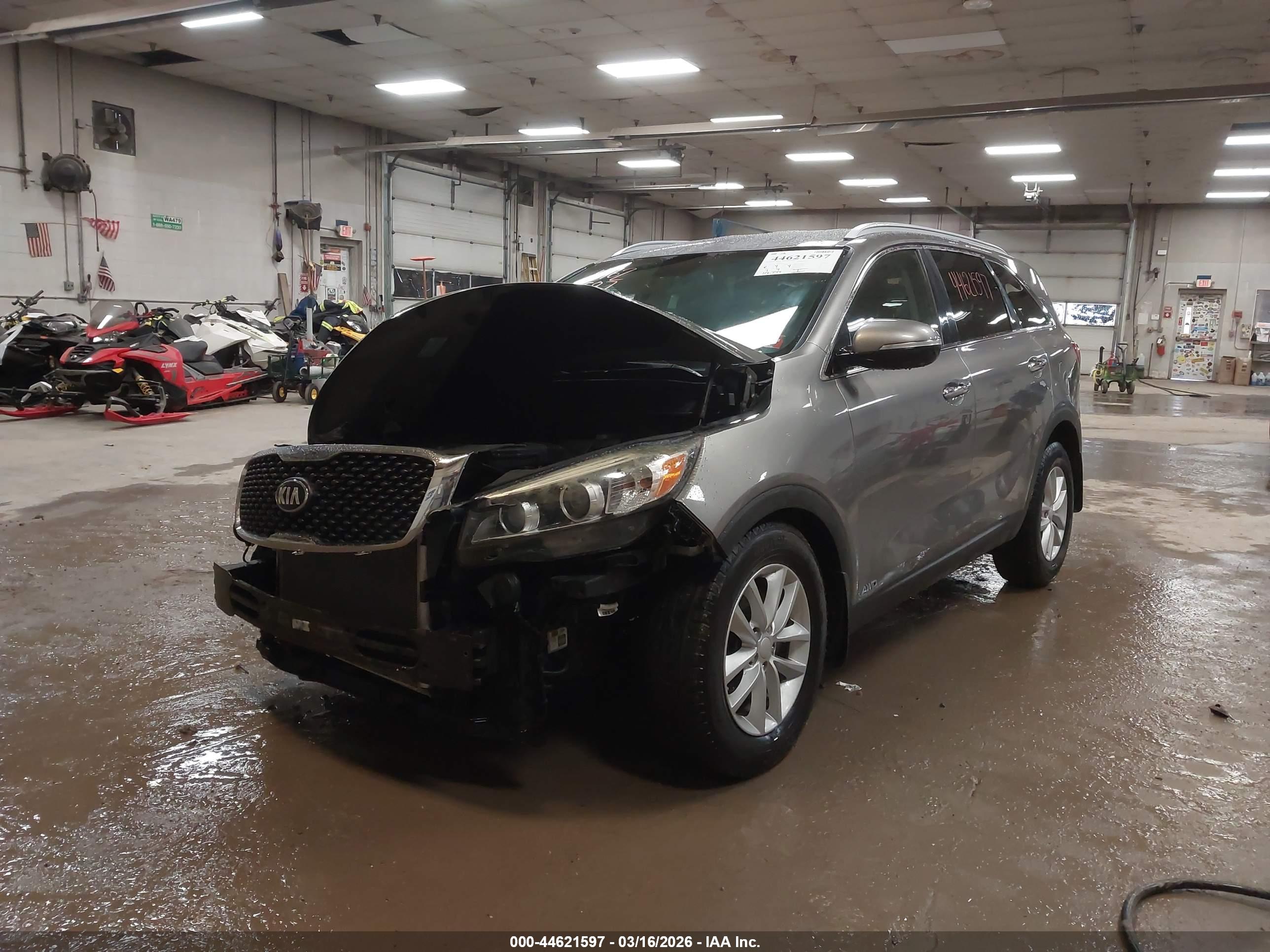 KIA SORENTO image 2