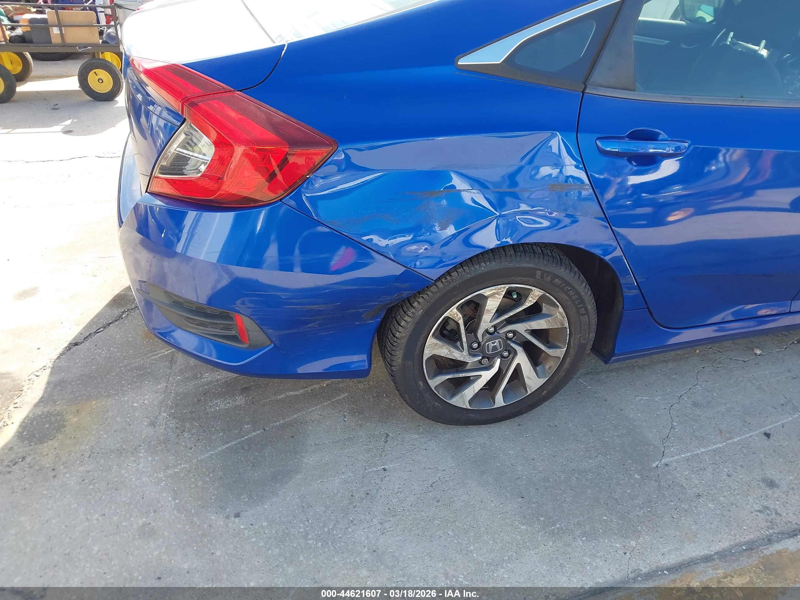 HONDA CIVIC image 6