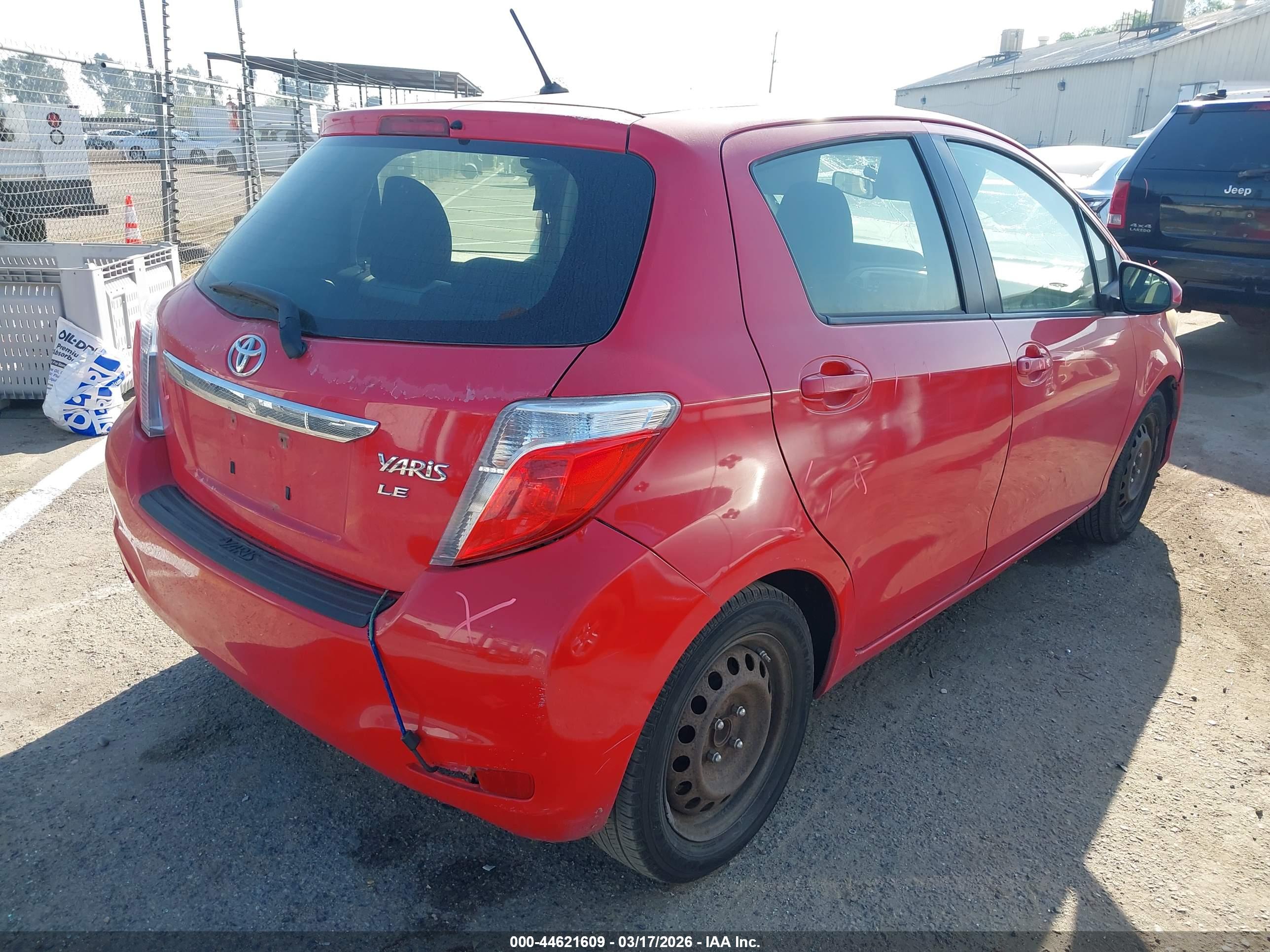 TOYOTA YARIS image 4