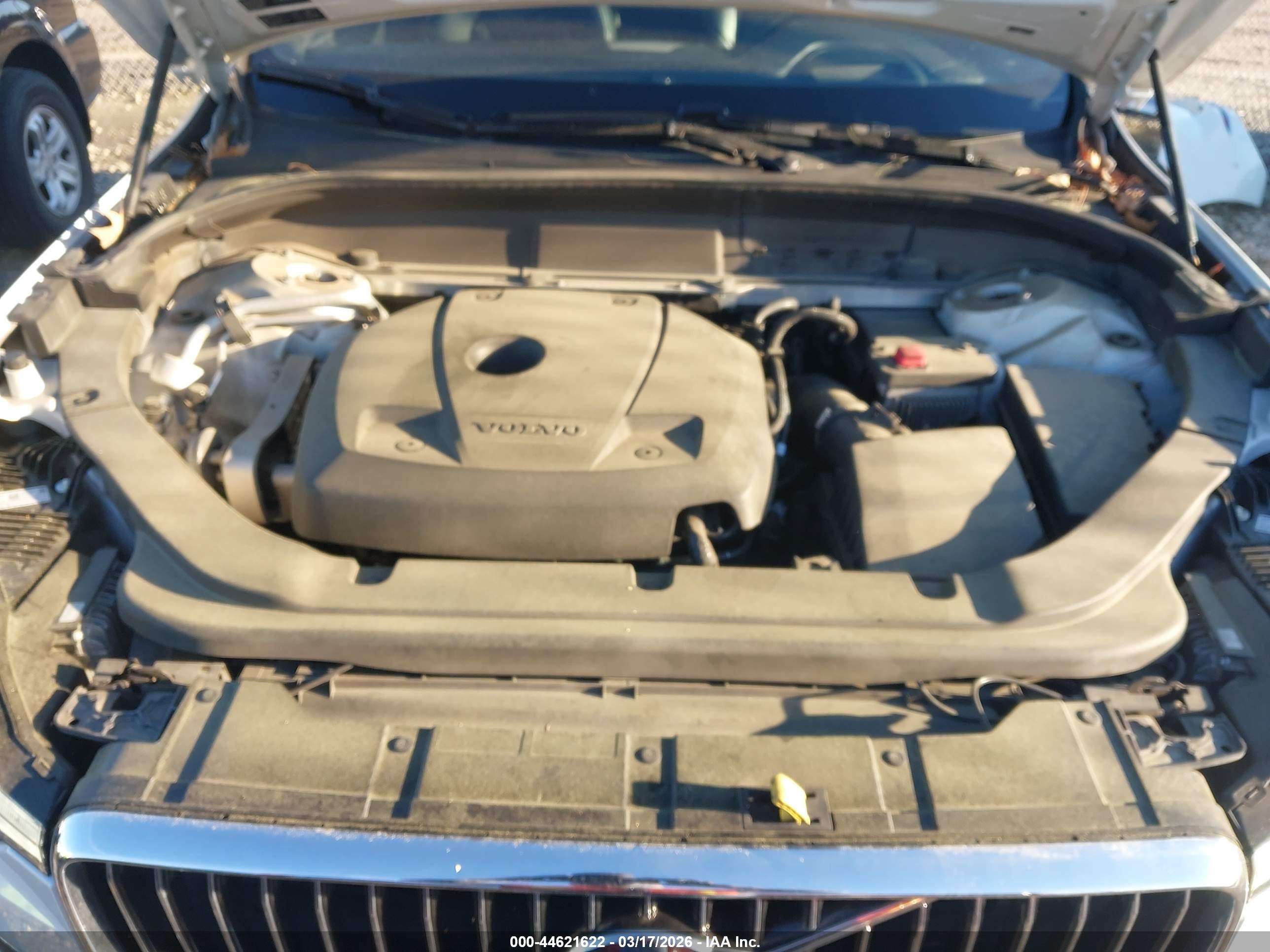 VOLVO XC60 image 10