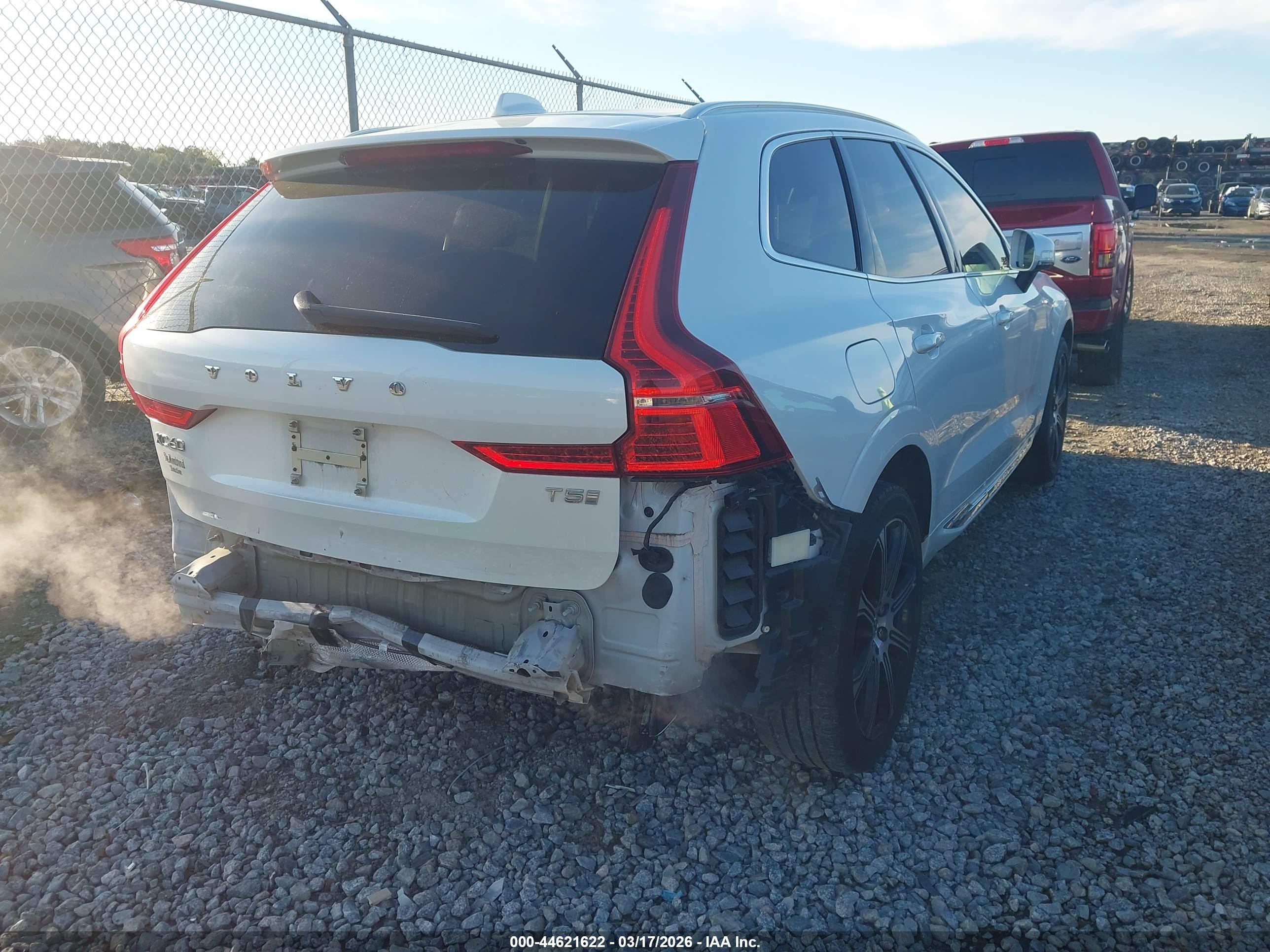 VOLVO XC60 image 4