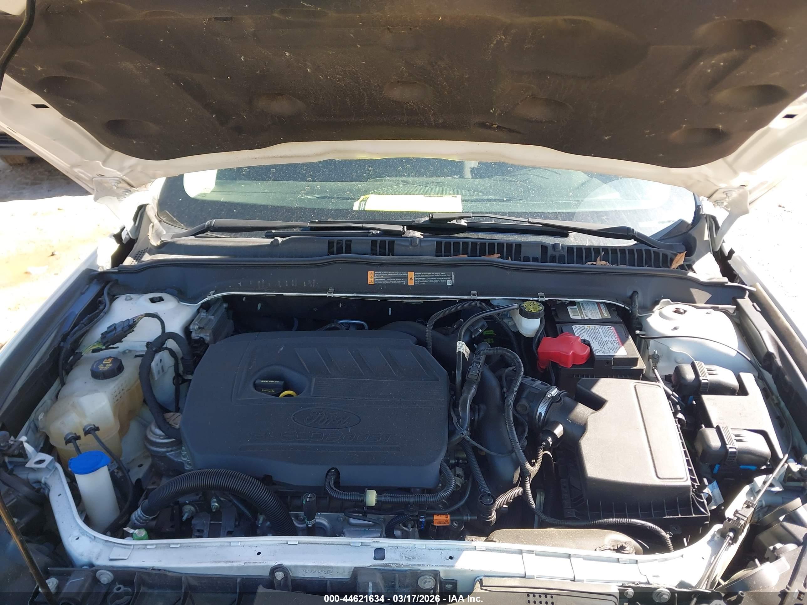 FORD FUSION image 10