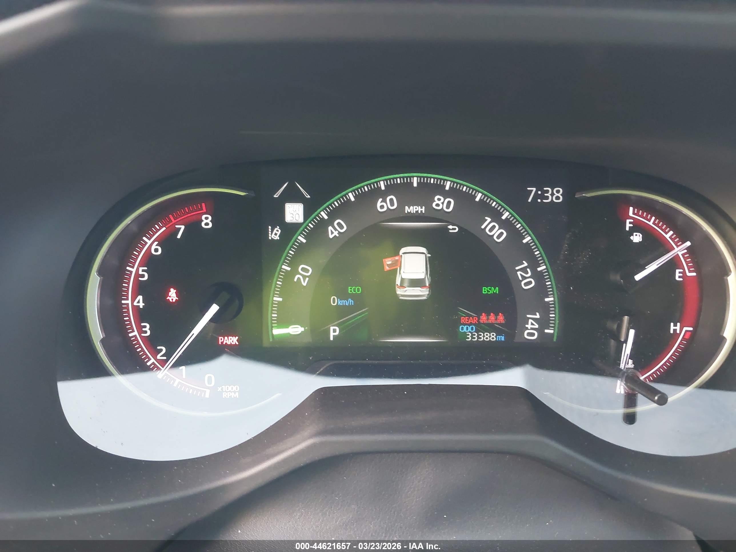 TOYOTA RAV4 image 7