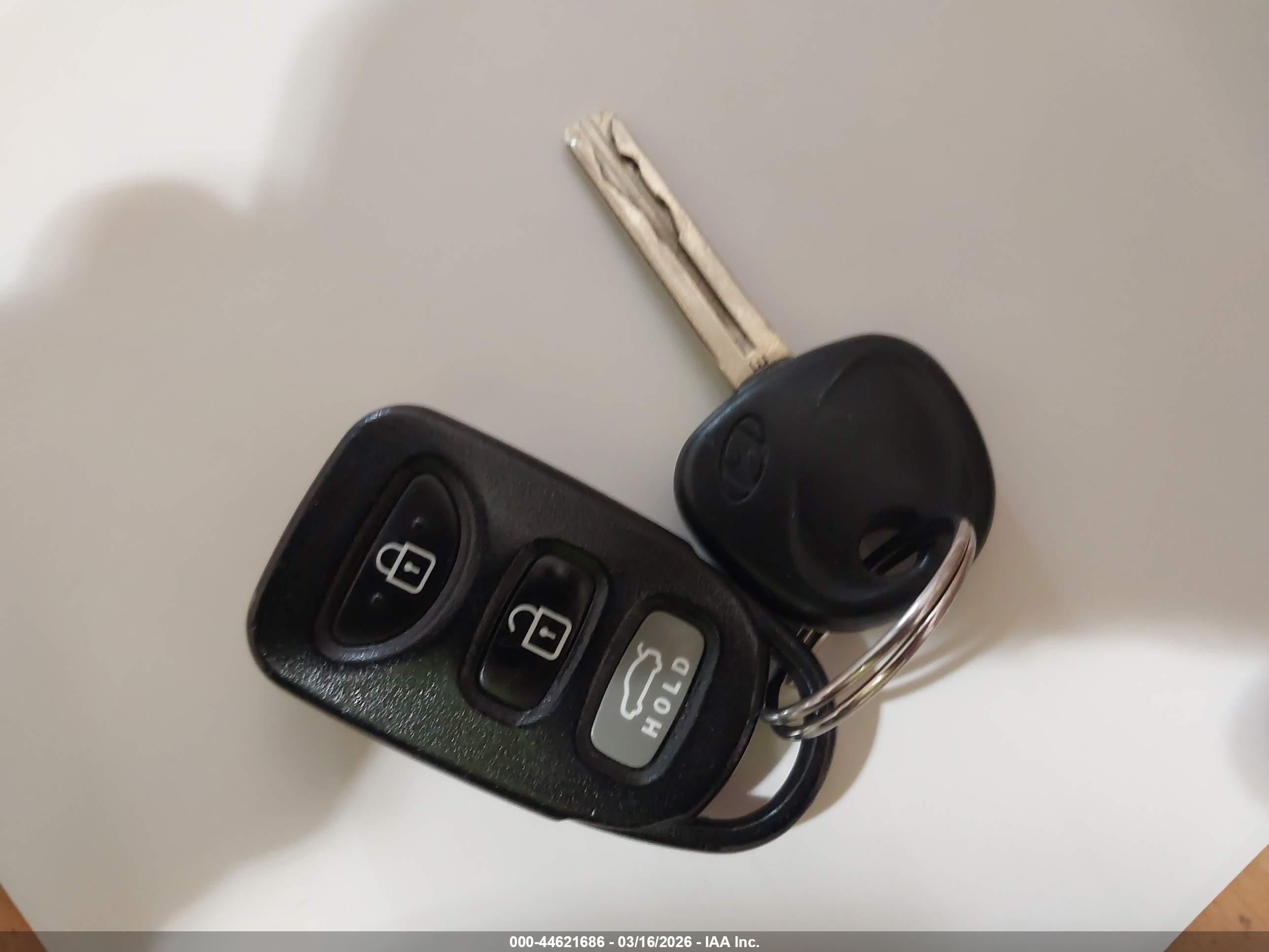 HYUNDAI SONATA image 11