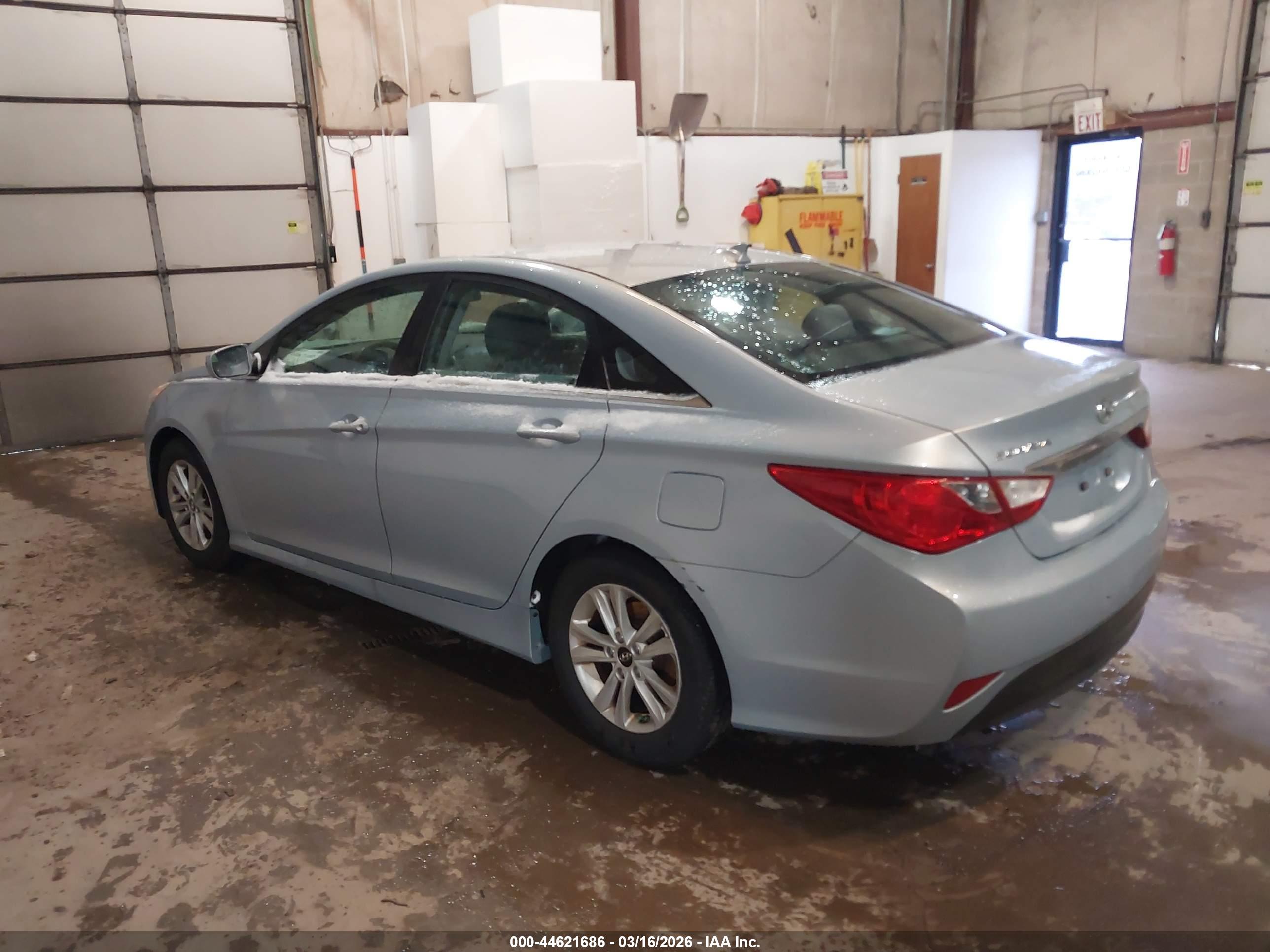 HYUNDAI SONATA image 3