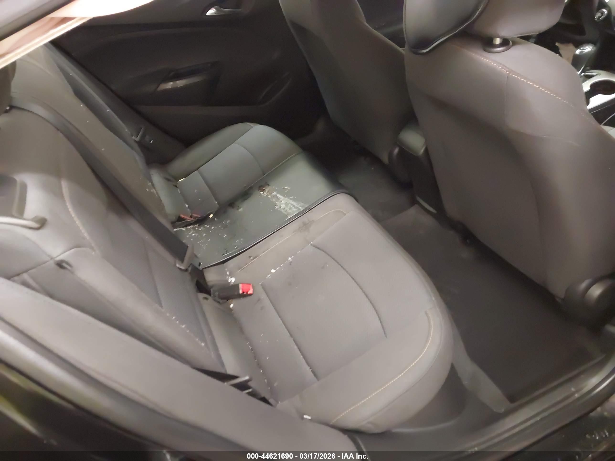 CHEVROLET CRUZE image 8
