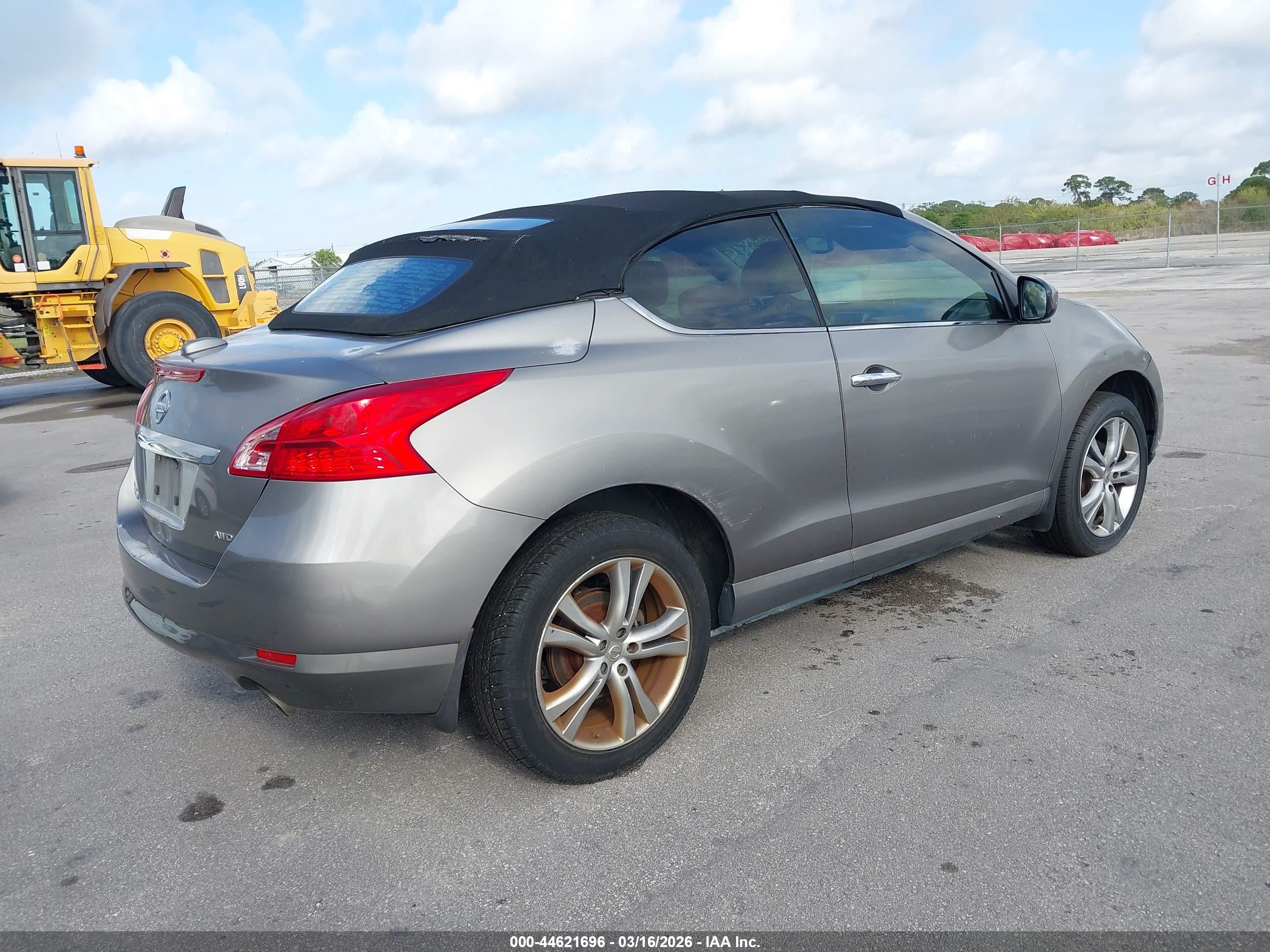 NISSAN MURANO image 4