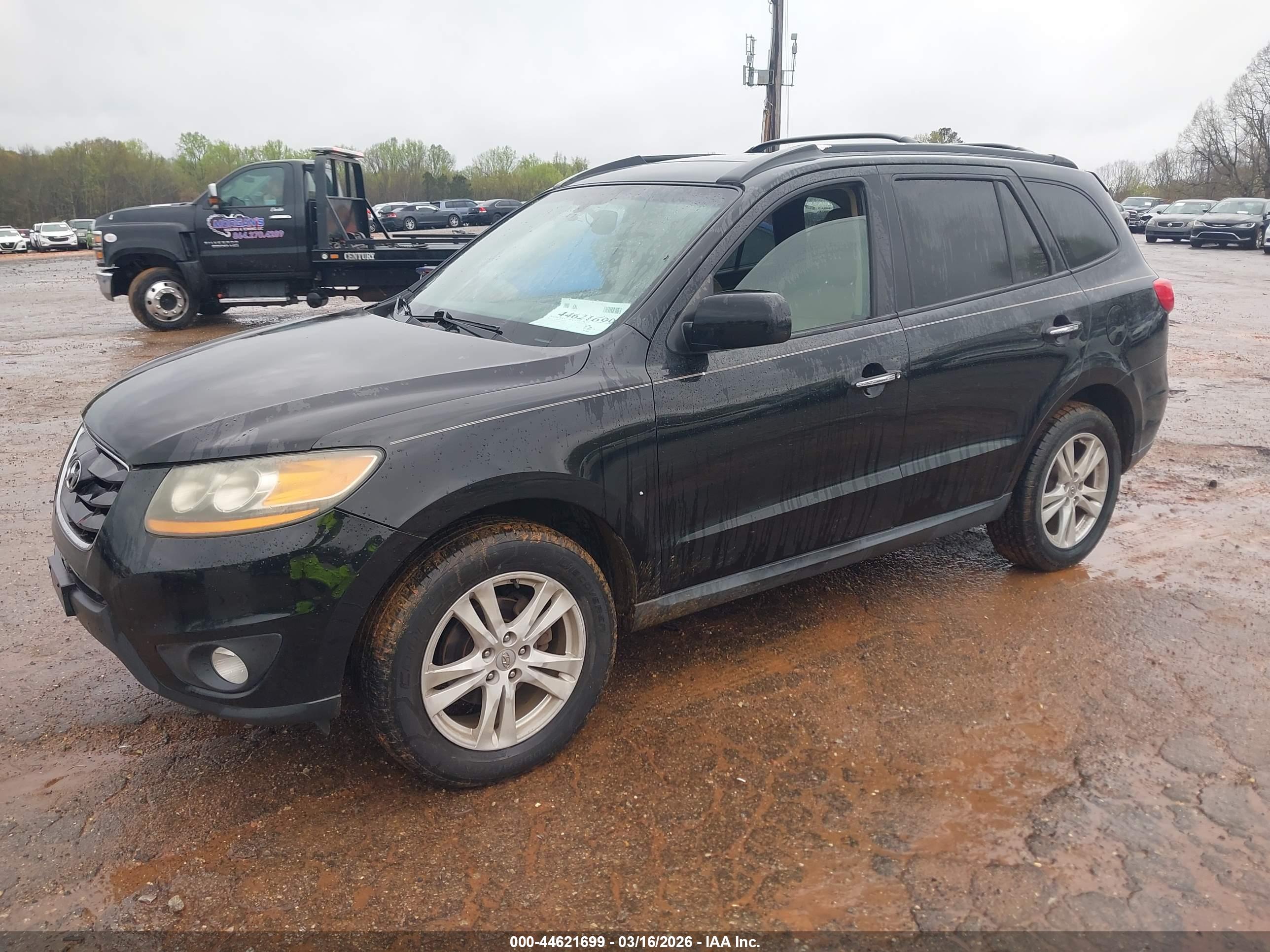 HYUNDAI SANTA image 2