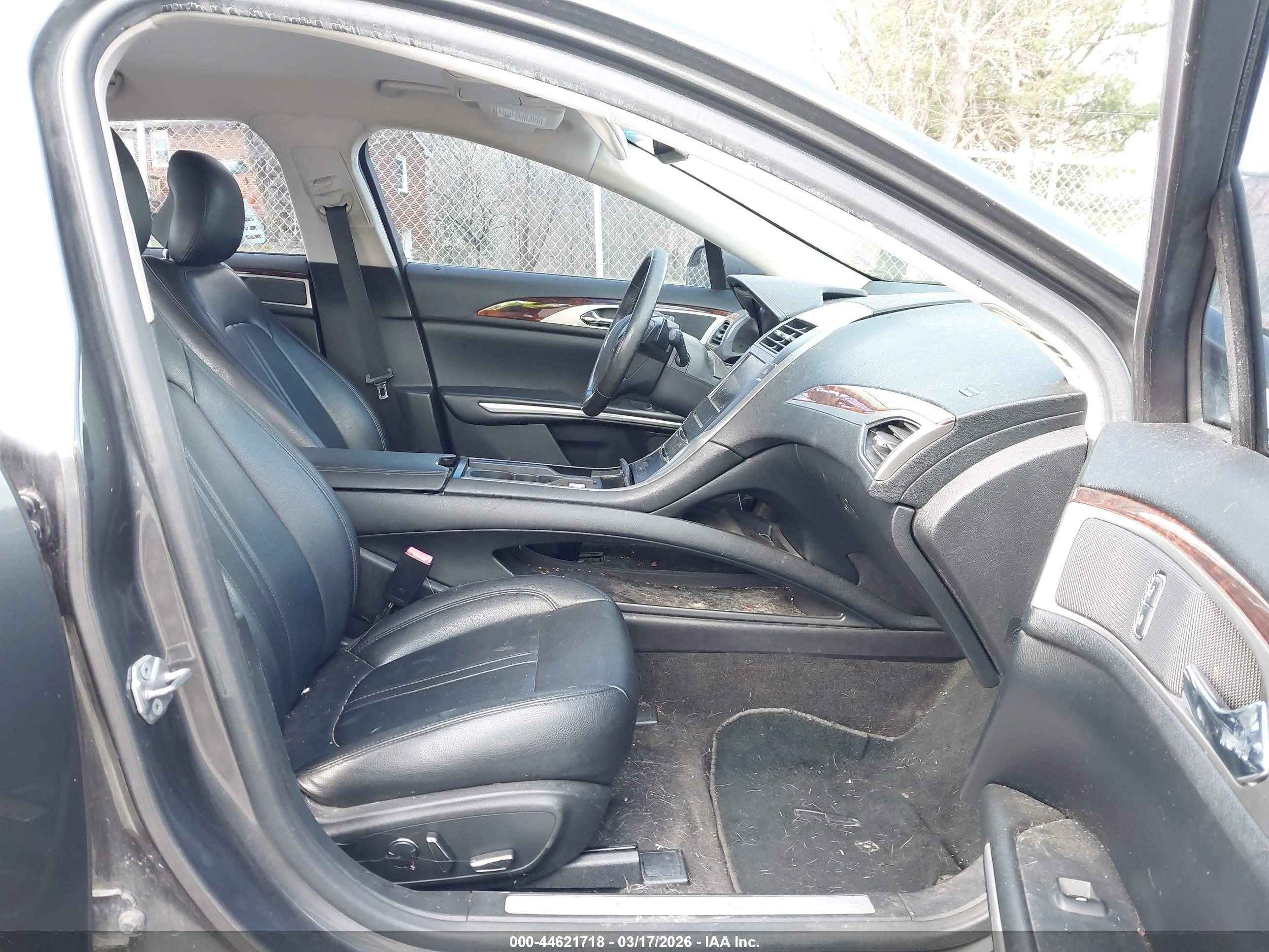 LINCOLN MKZ image 5