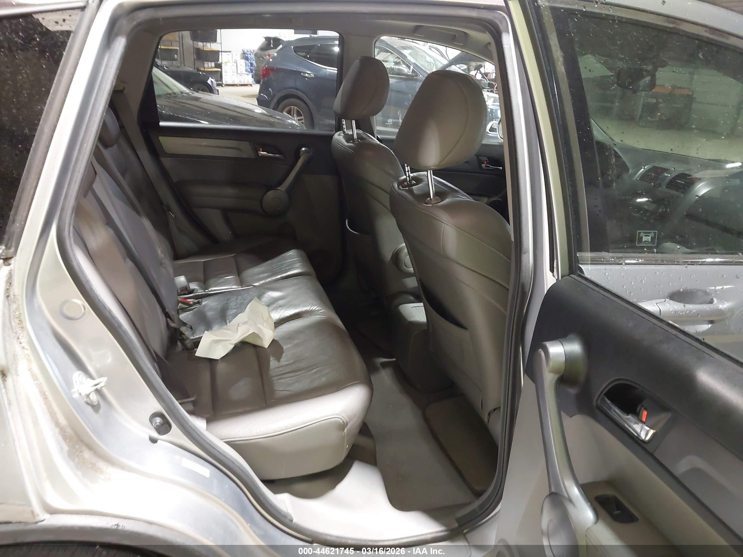 HONDA CR-V image 8