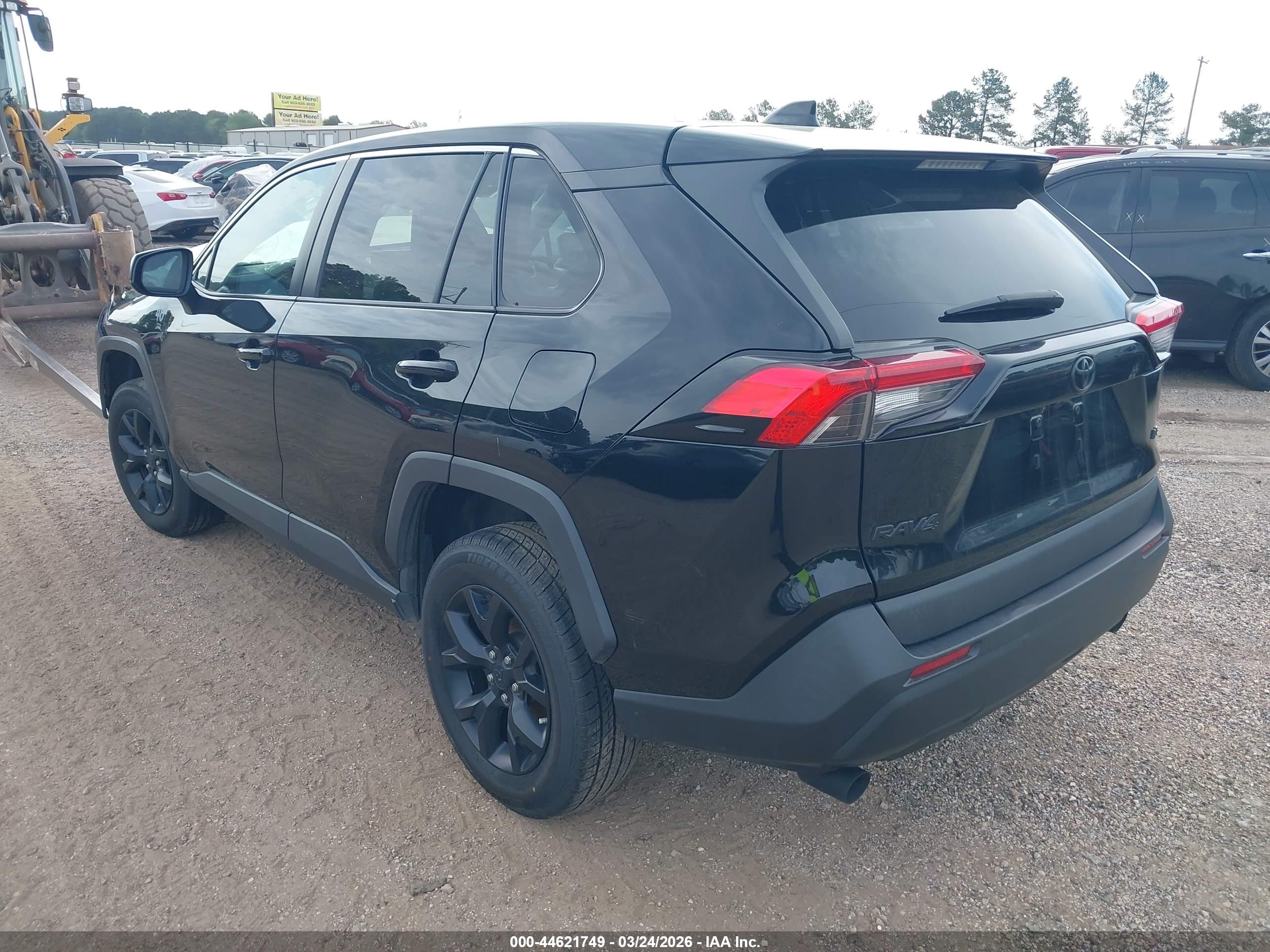 TOYOTA RAV4 image 3