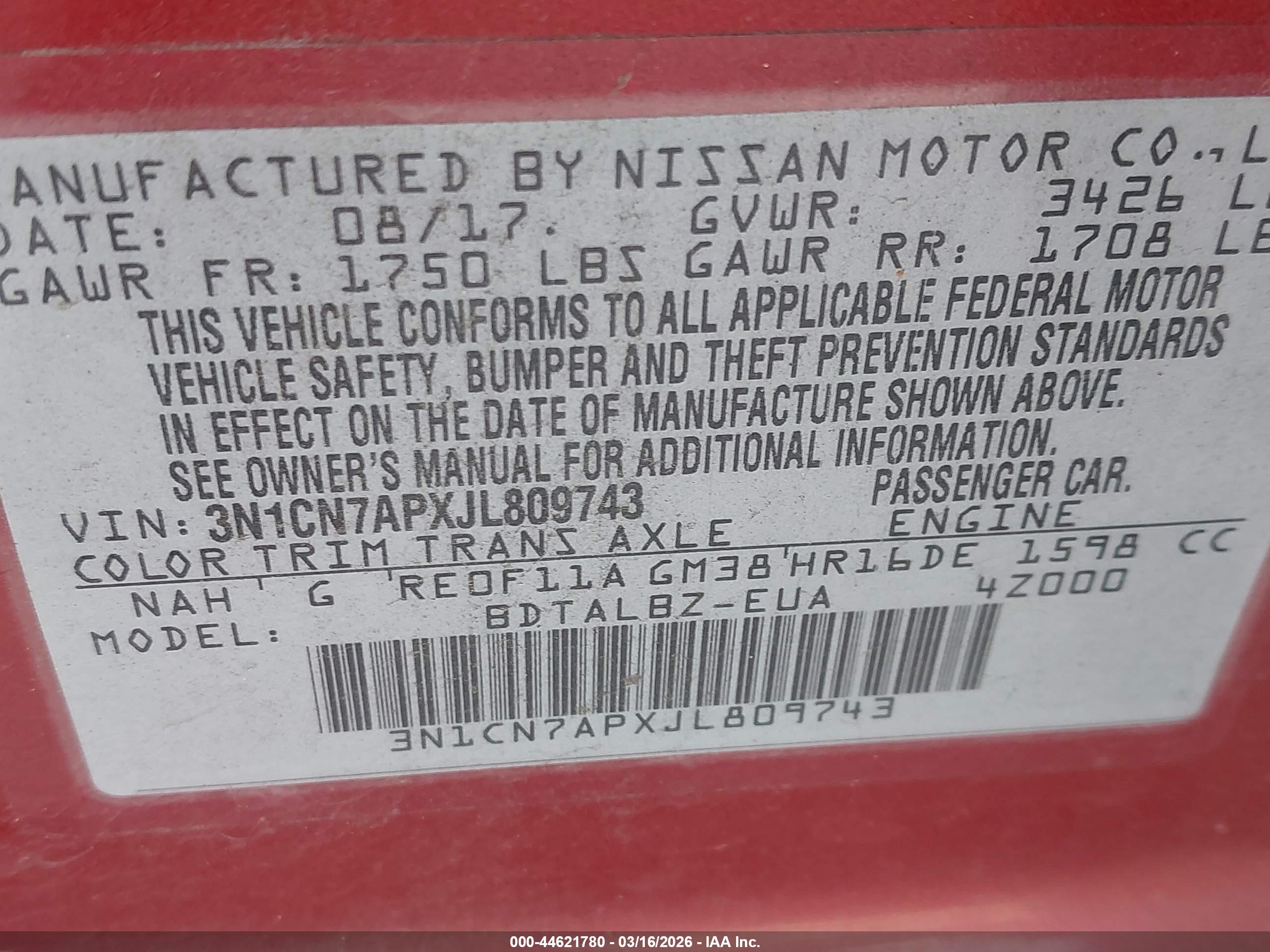 NISSAN VERSA image 9