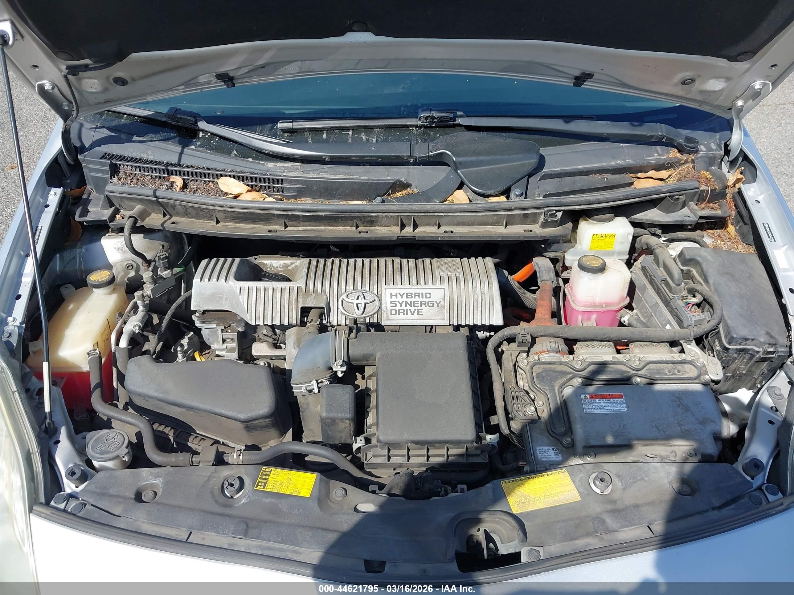 TOYOTA PRIUS image 10