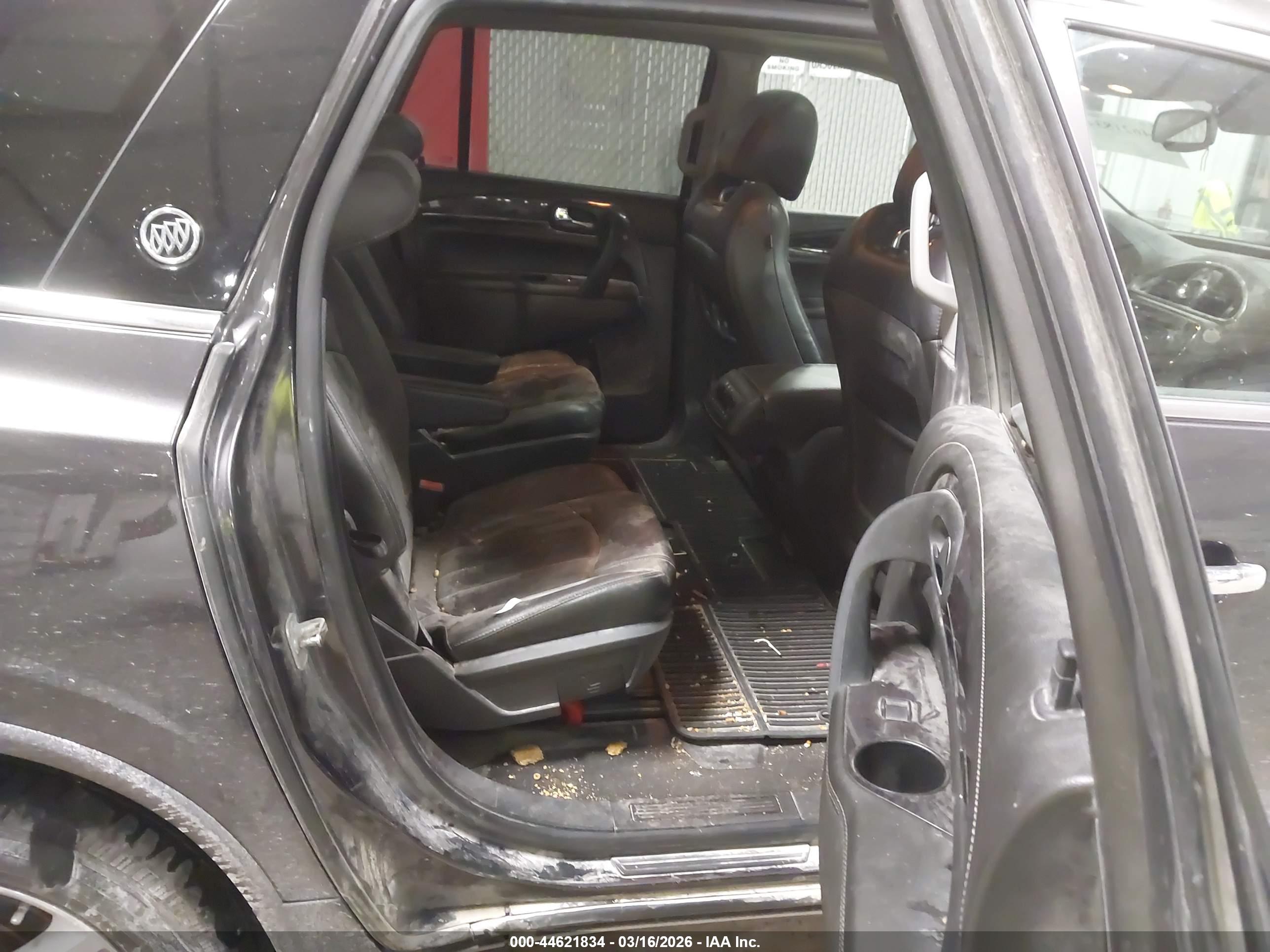 BUICK ENCLAVE image 8