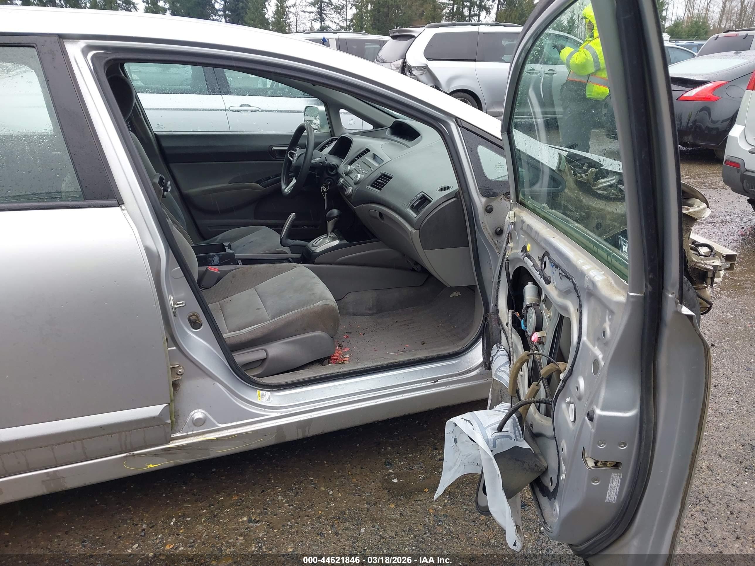 HONDA CIVIC image 5