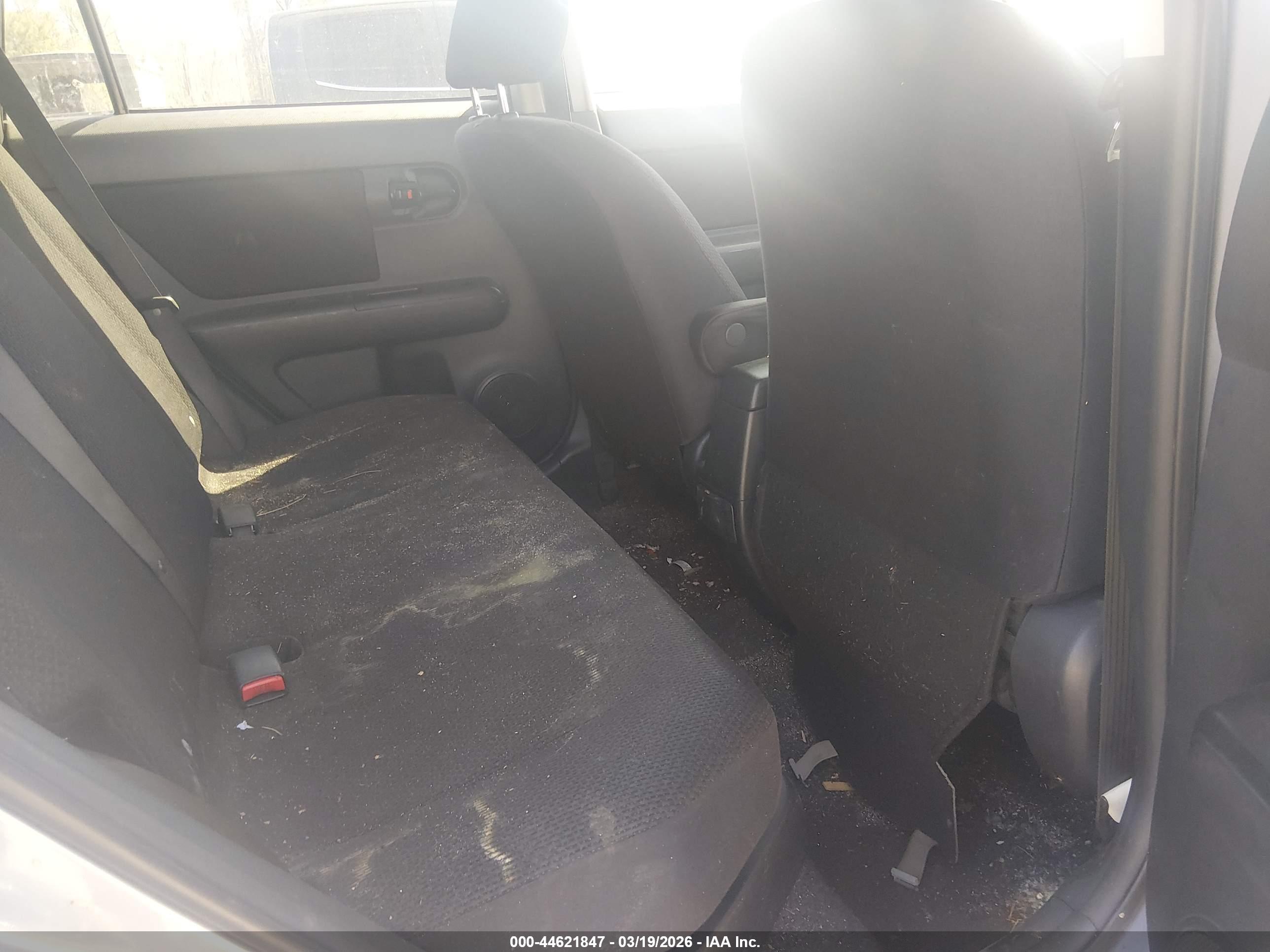 SCION XB image 8