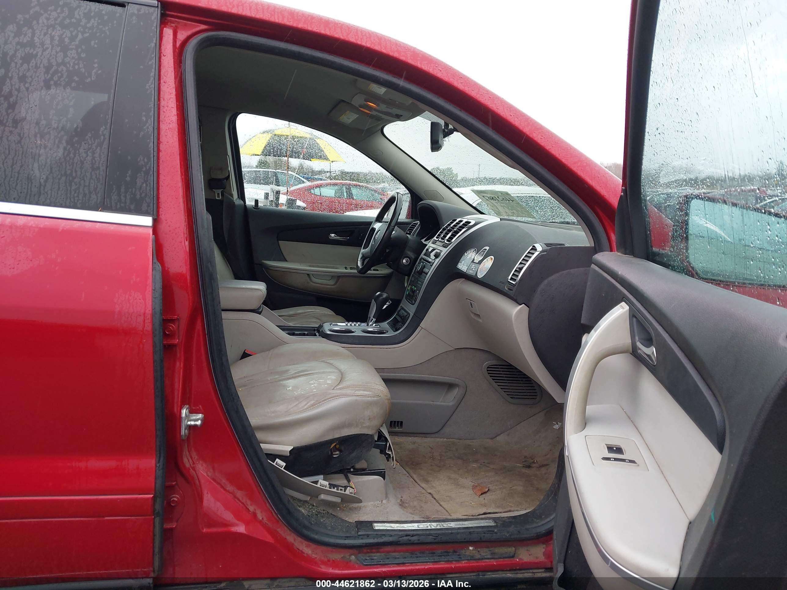 GMC ACADIA image 5