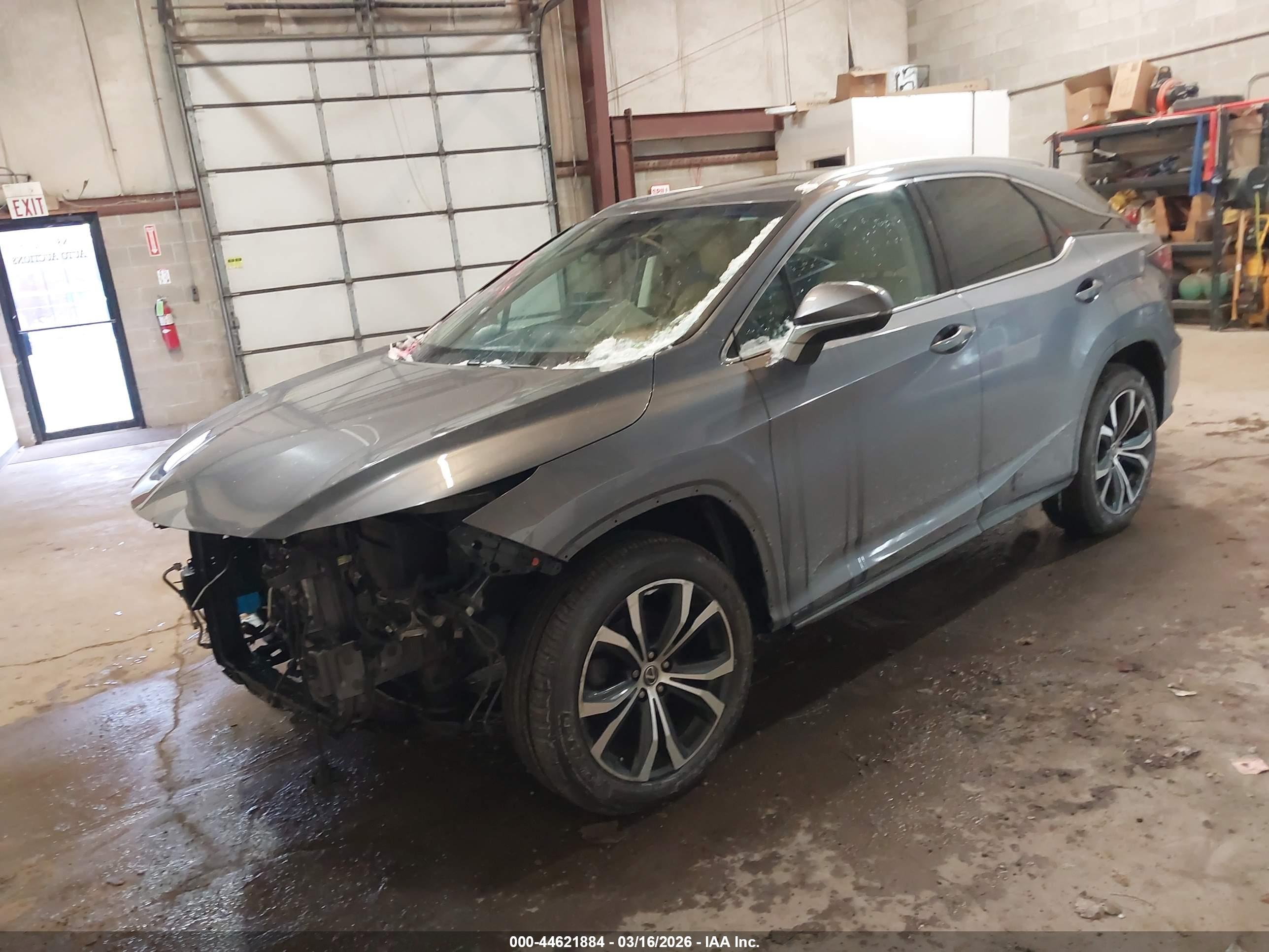 LEXUS RX image 2