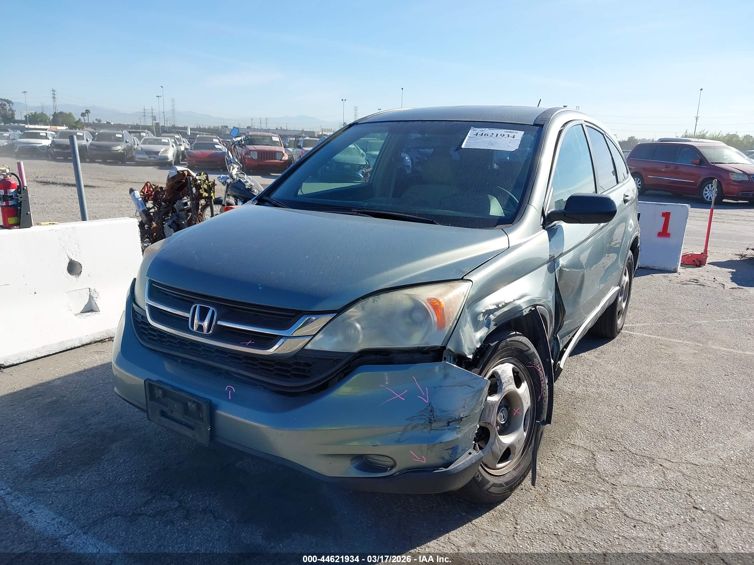 HONDA CR-V image 2