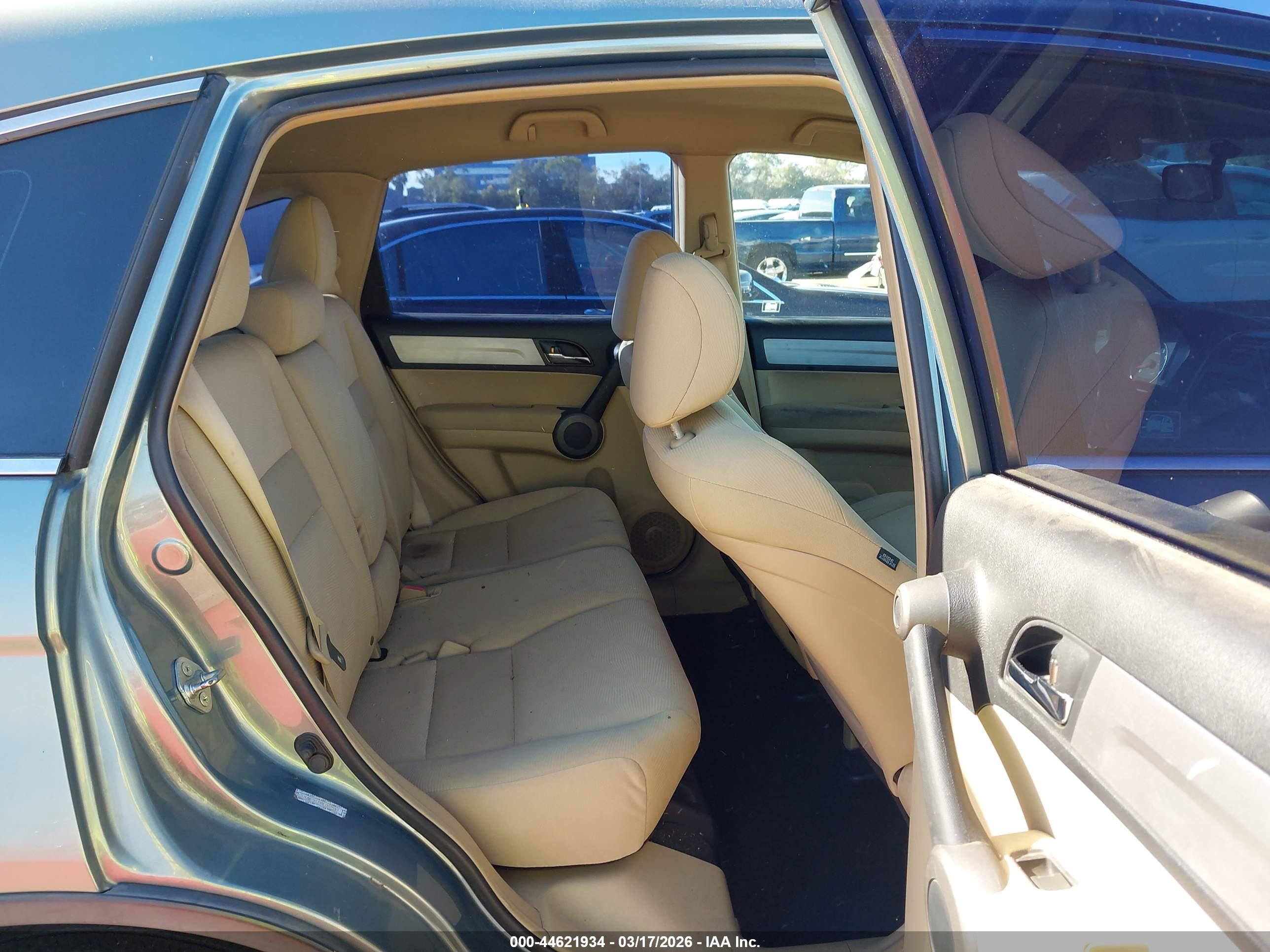 HONDA CR-V image 8