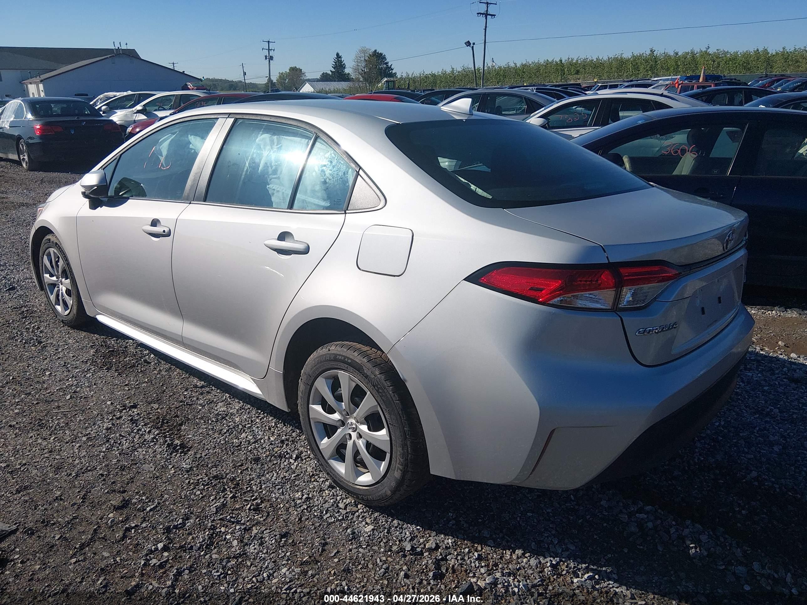 TOYOTA COROLLA image 3