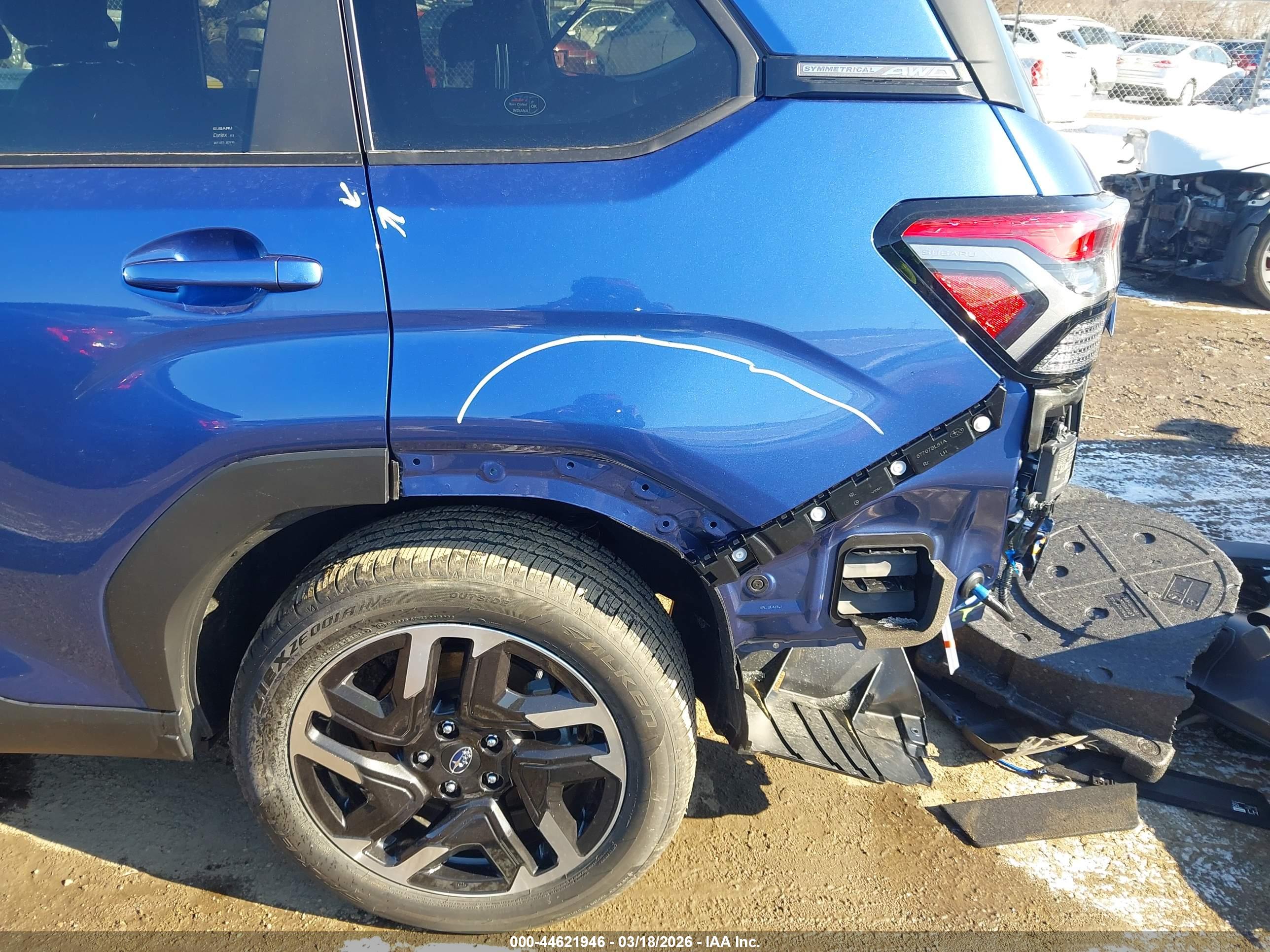 SUBARU FORESTER image 6