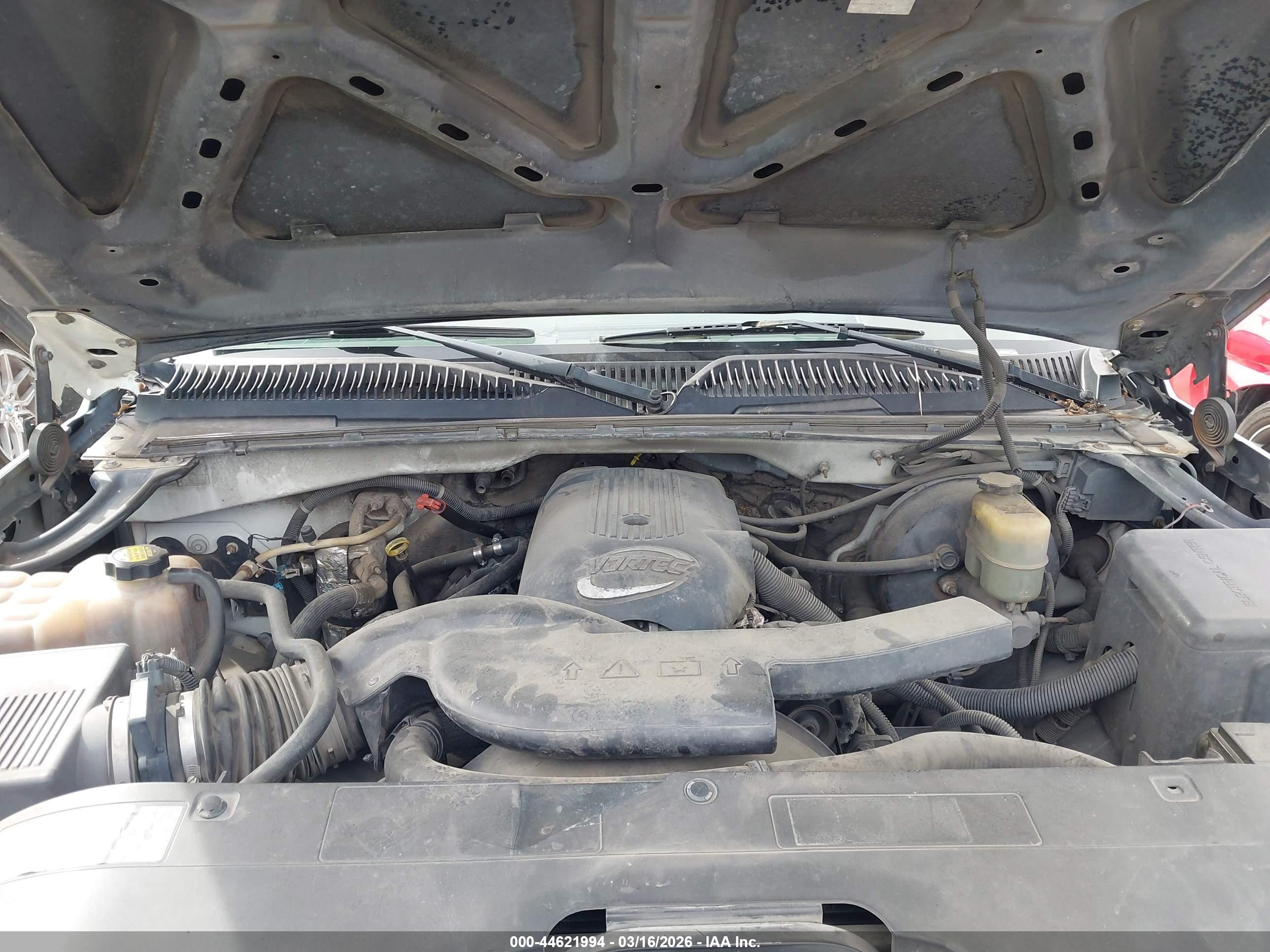 CHEVROLET SILVERADO image 10