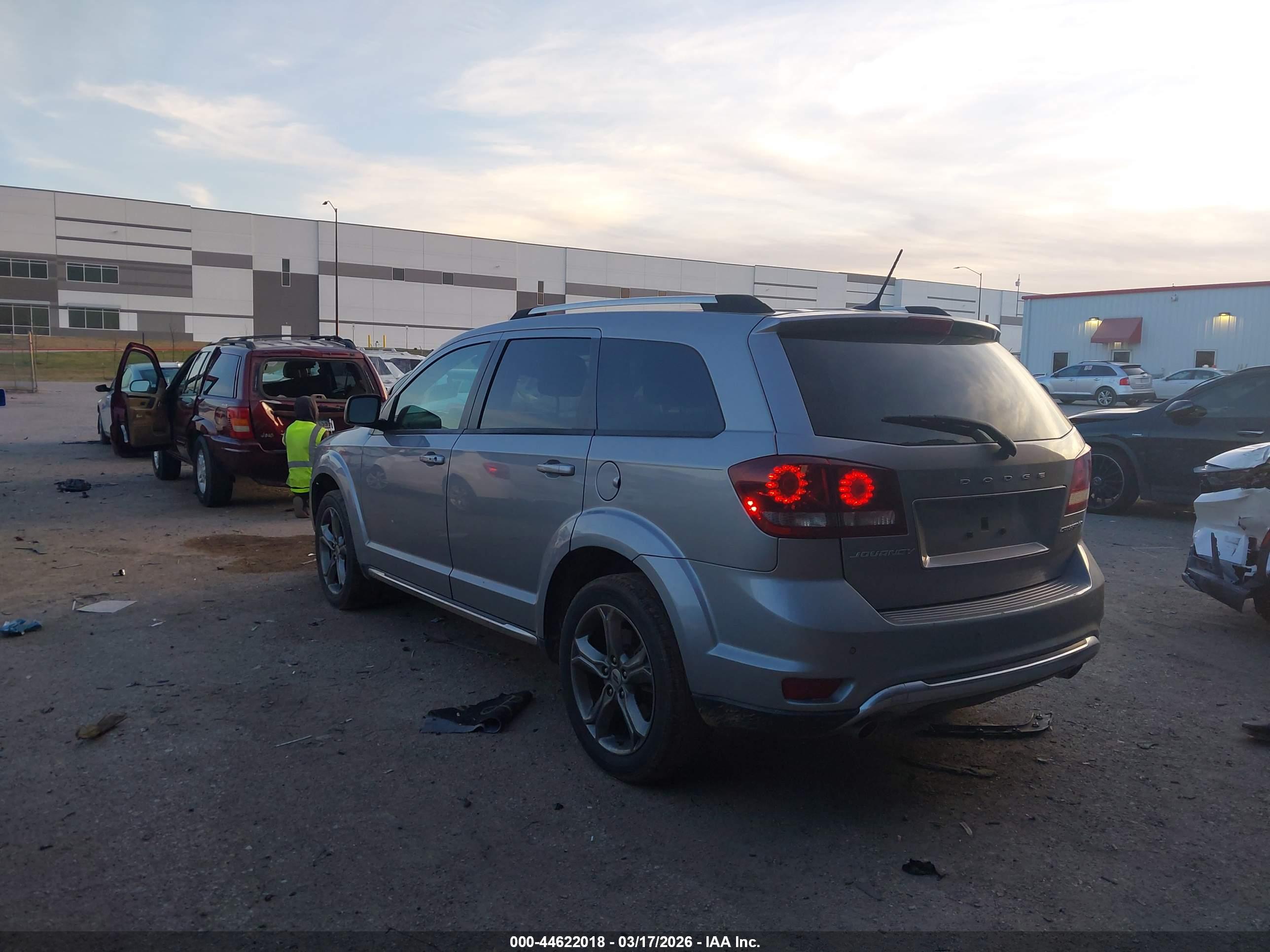 DODGE JOURNEY image 3