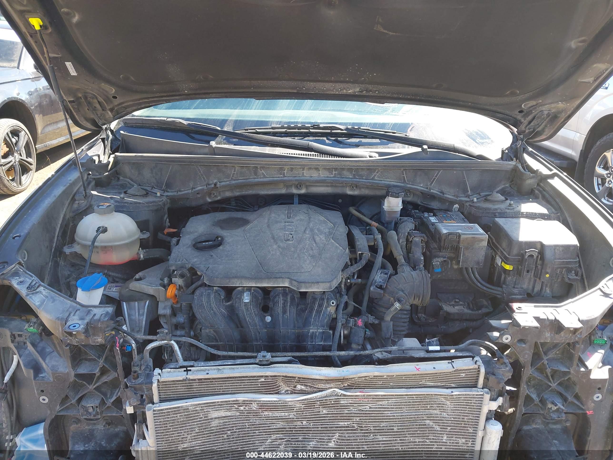 HYUNDAI TUCSON image 10