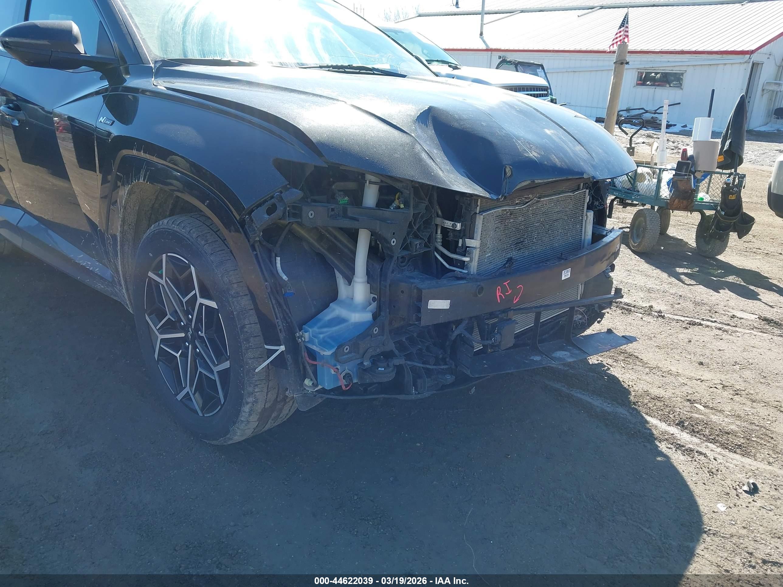 HYUNDAI TUCSON image 6