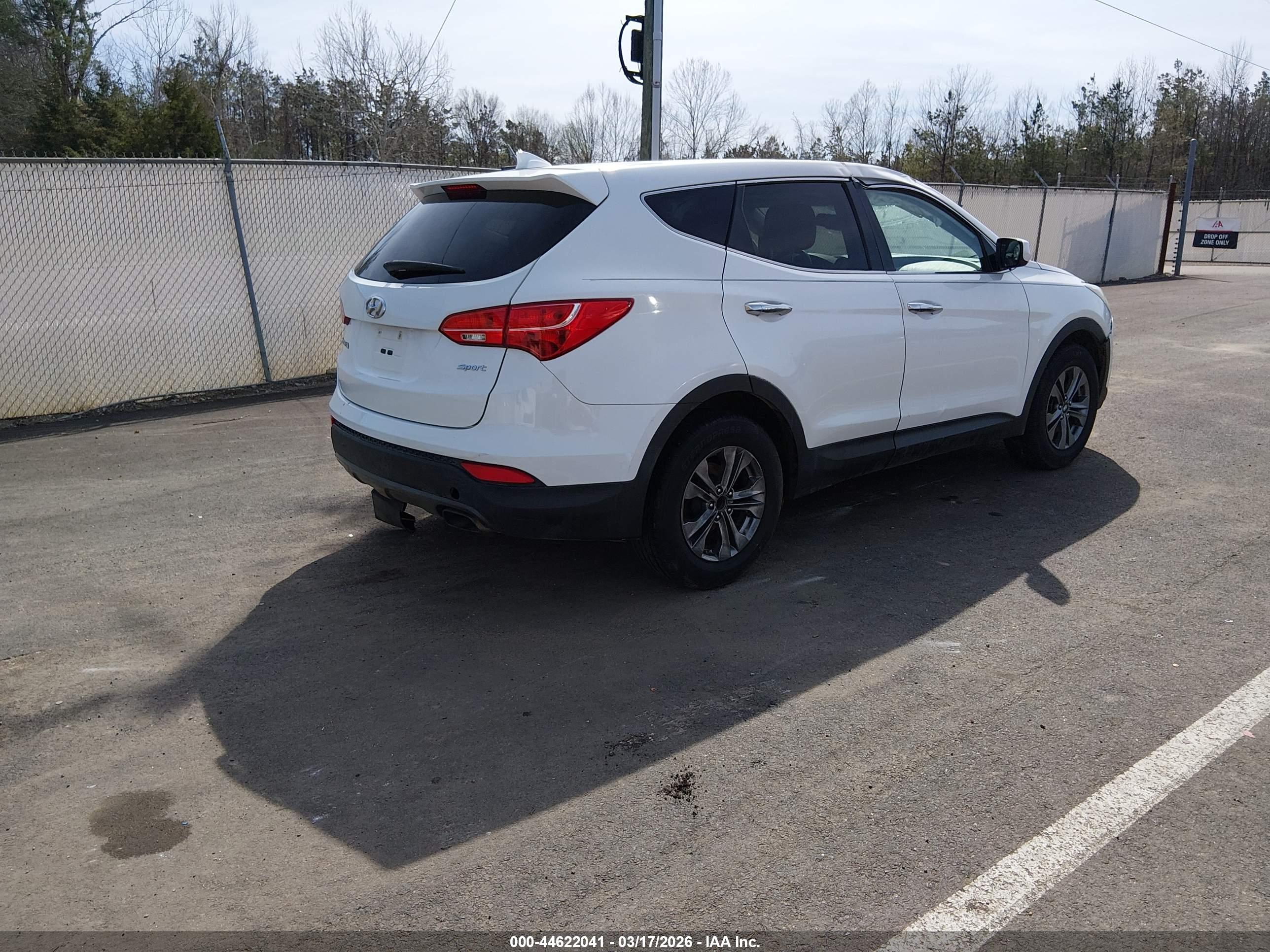 HYUNDAI SANTA image 4