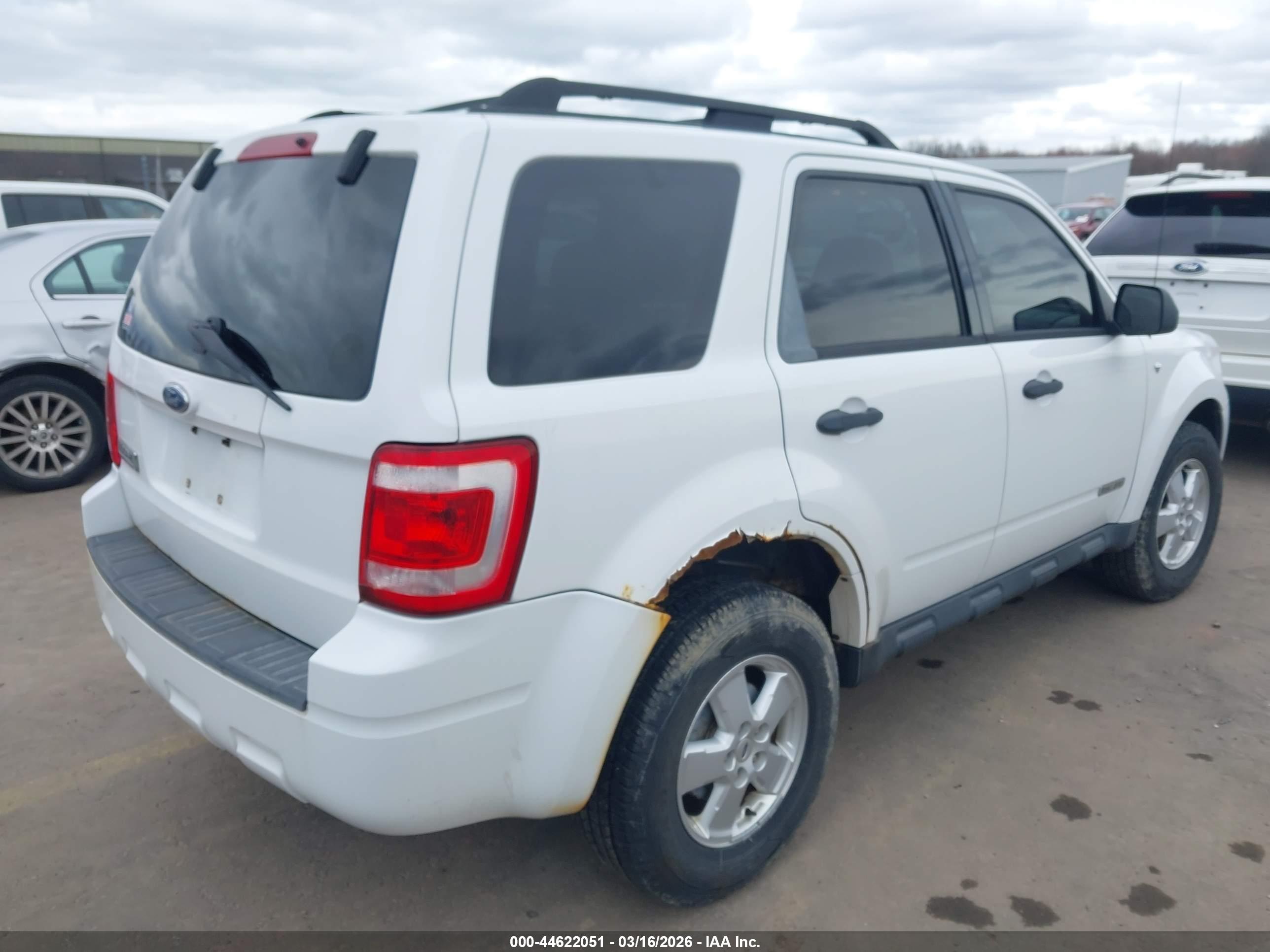 FORD ESCAPE image 4