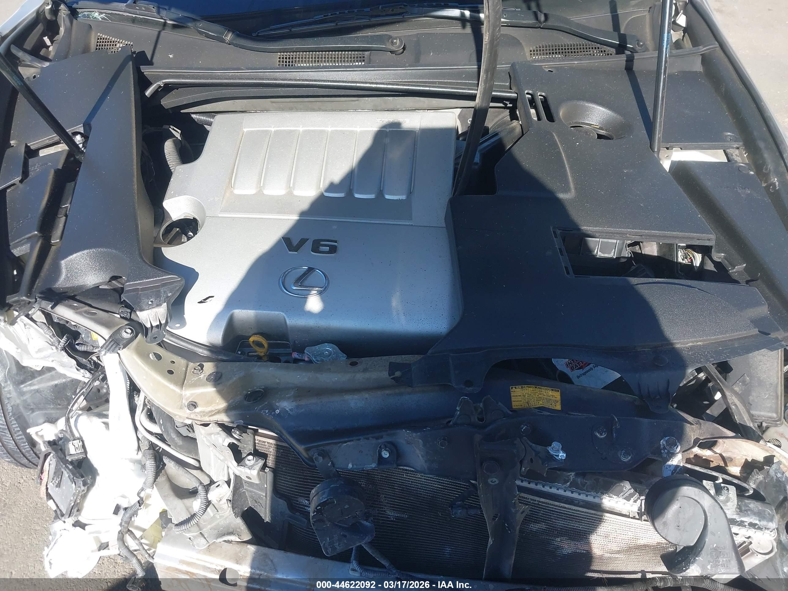 LEXUS ES image 10