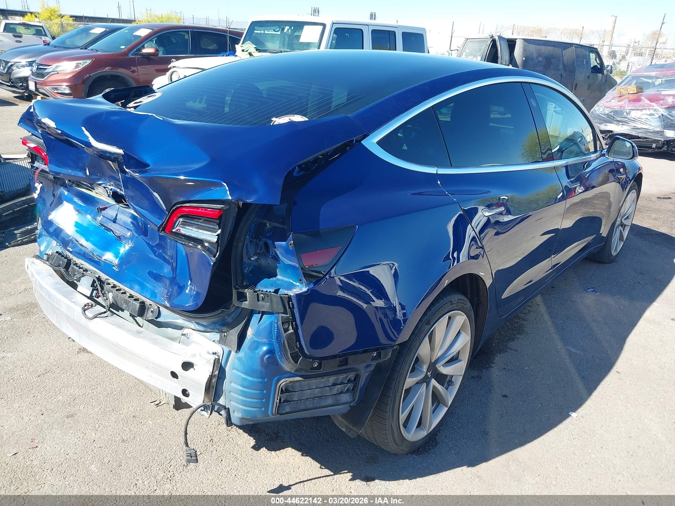 TESLA MODEL image 4
