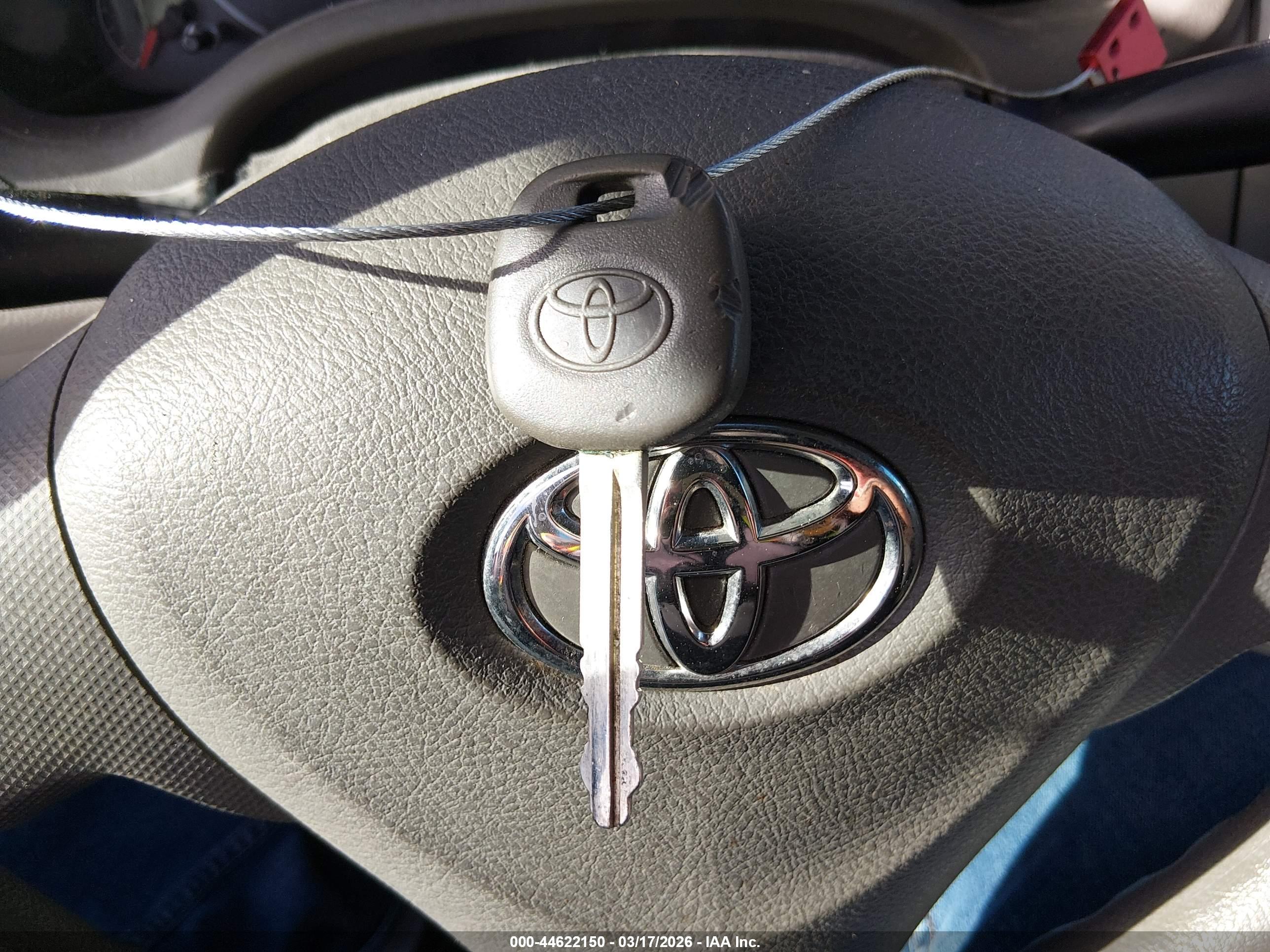TOYOTA COROLLA image 11