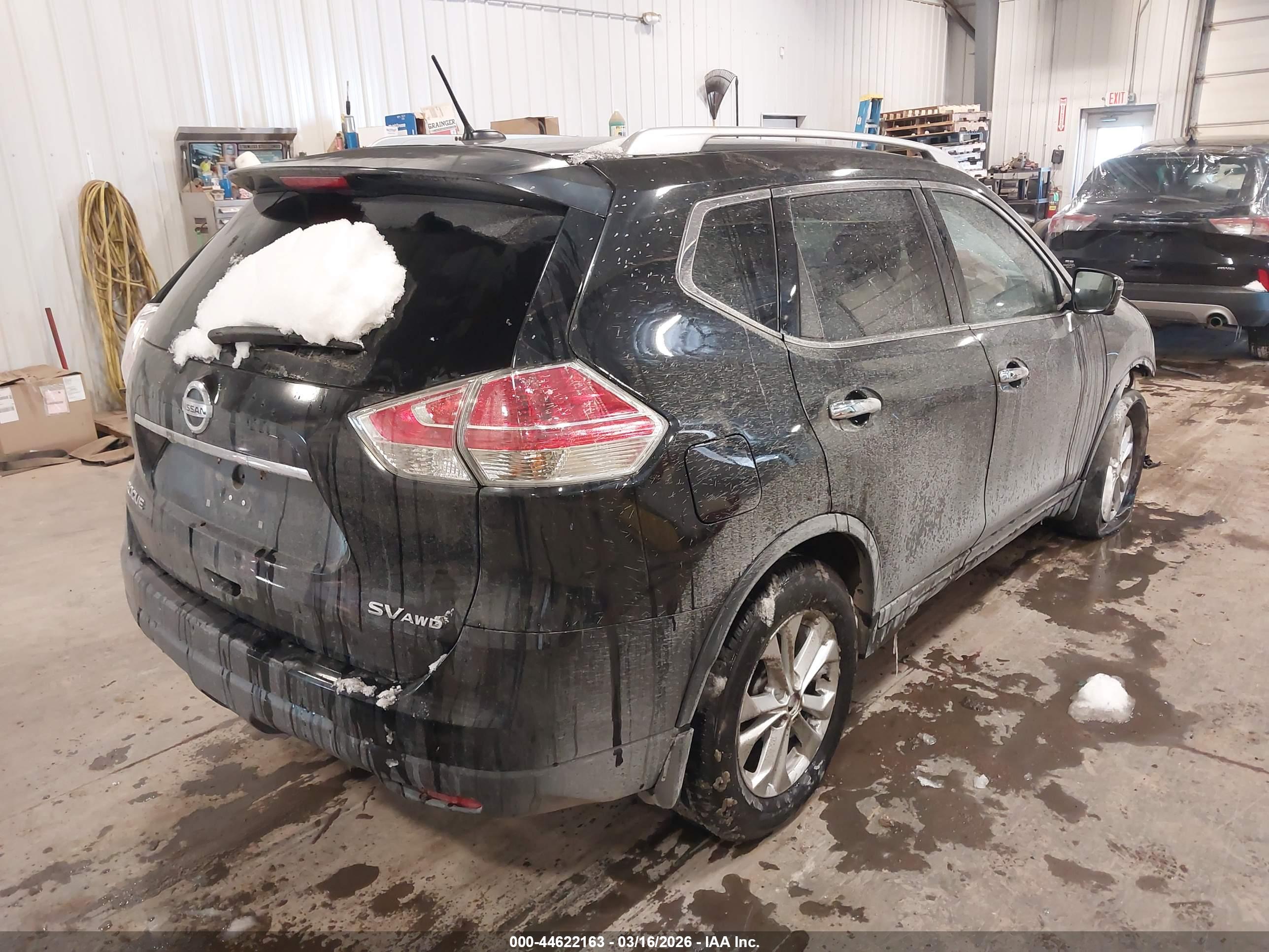 NISSAN ROGUE image 4