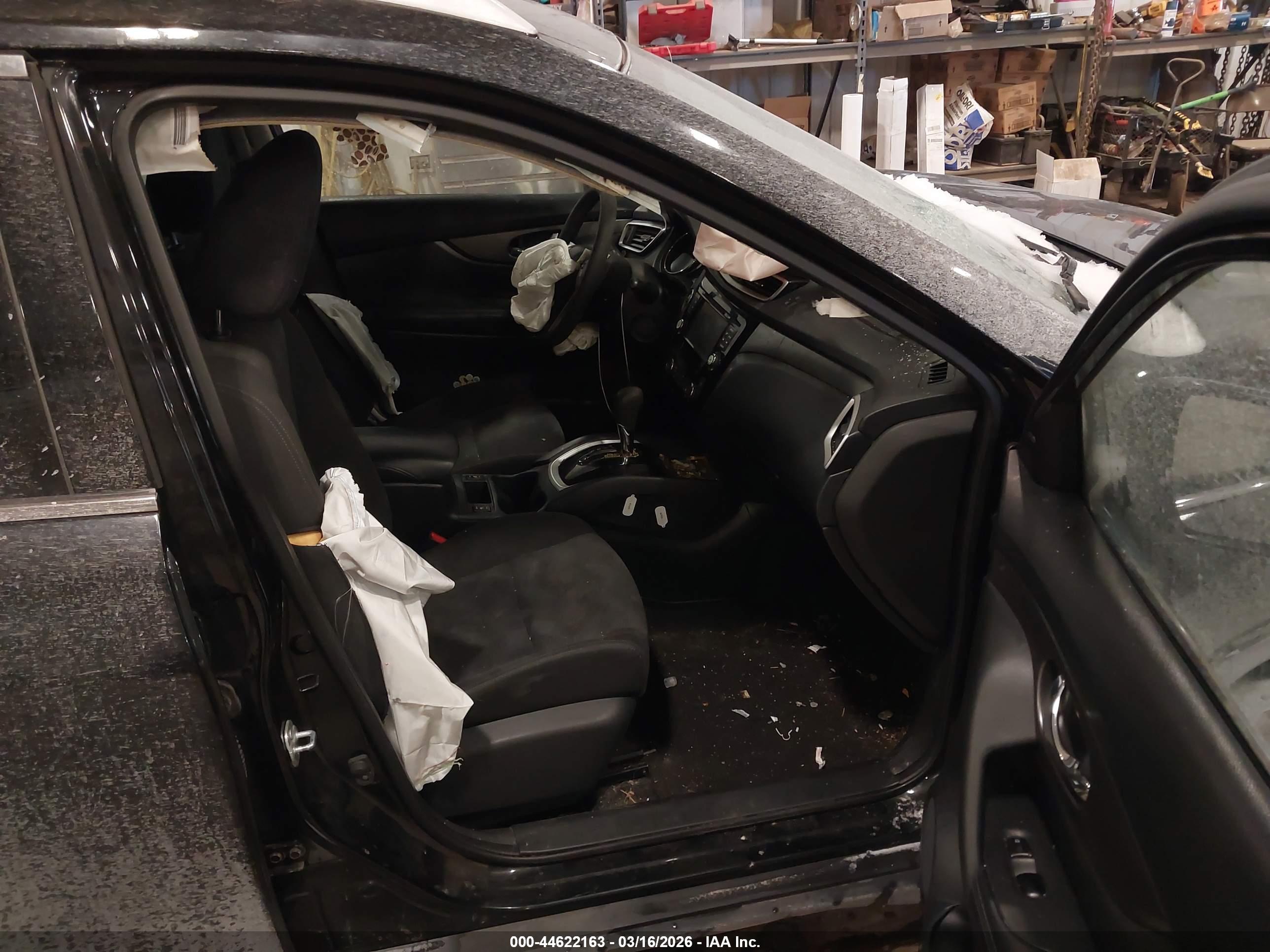 NISSAN ROGUE image 5