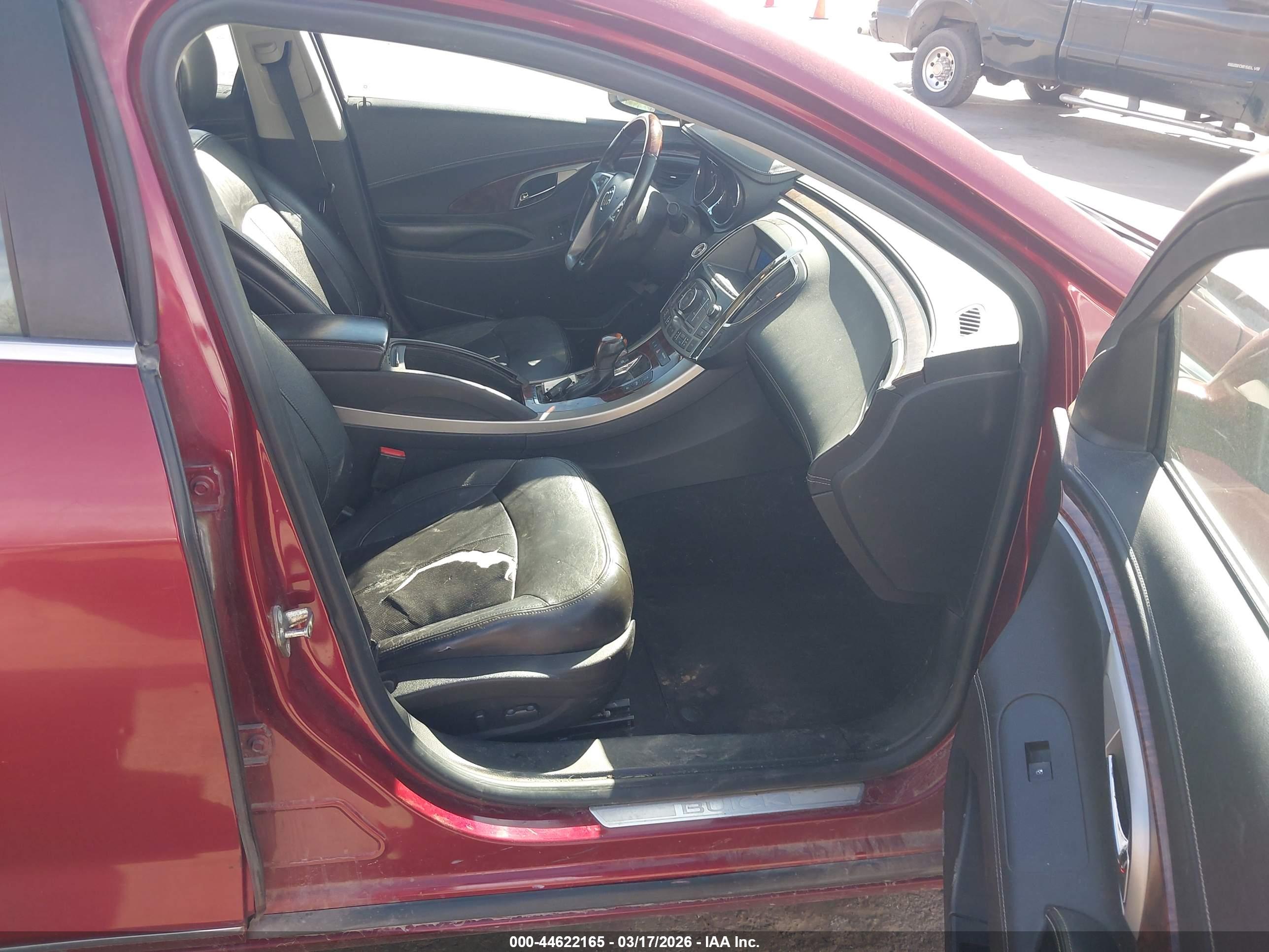 BUICK LACROSSE image 5