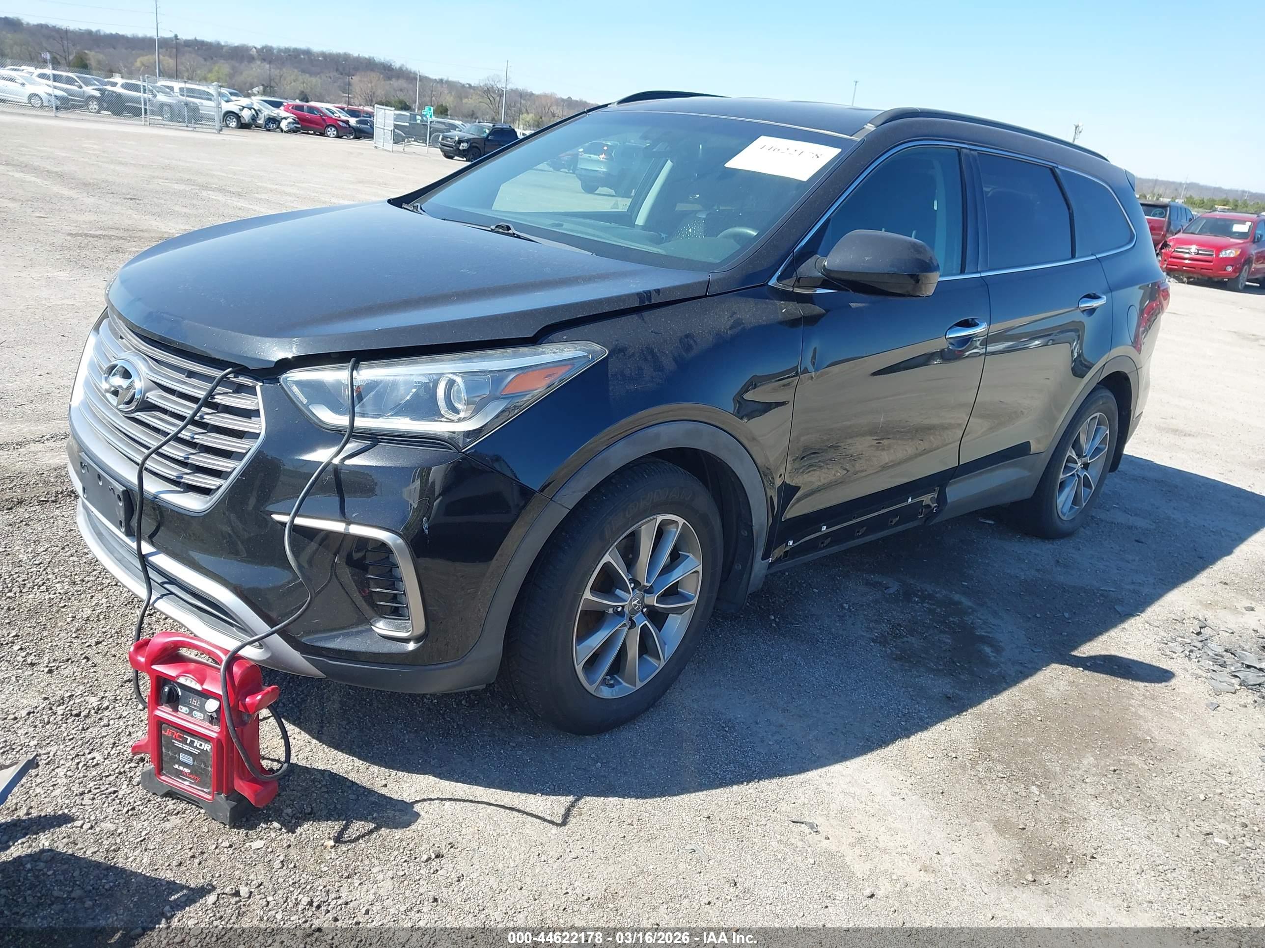 HYUNDAI SANTA image 2