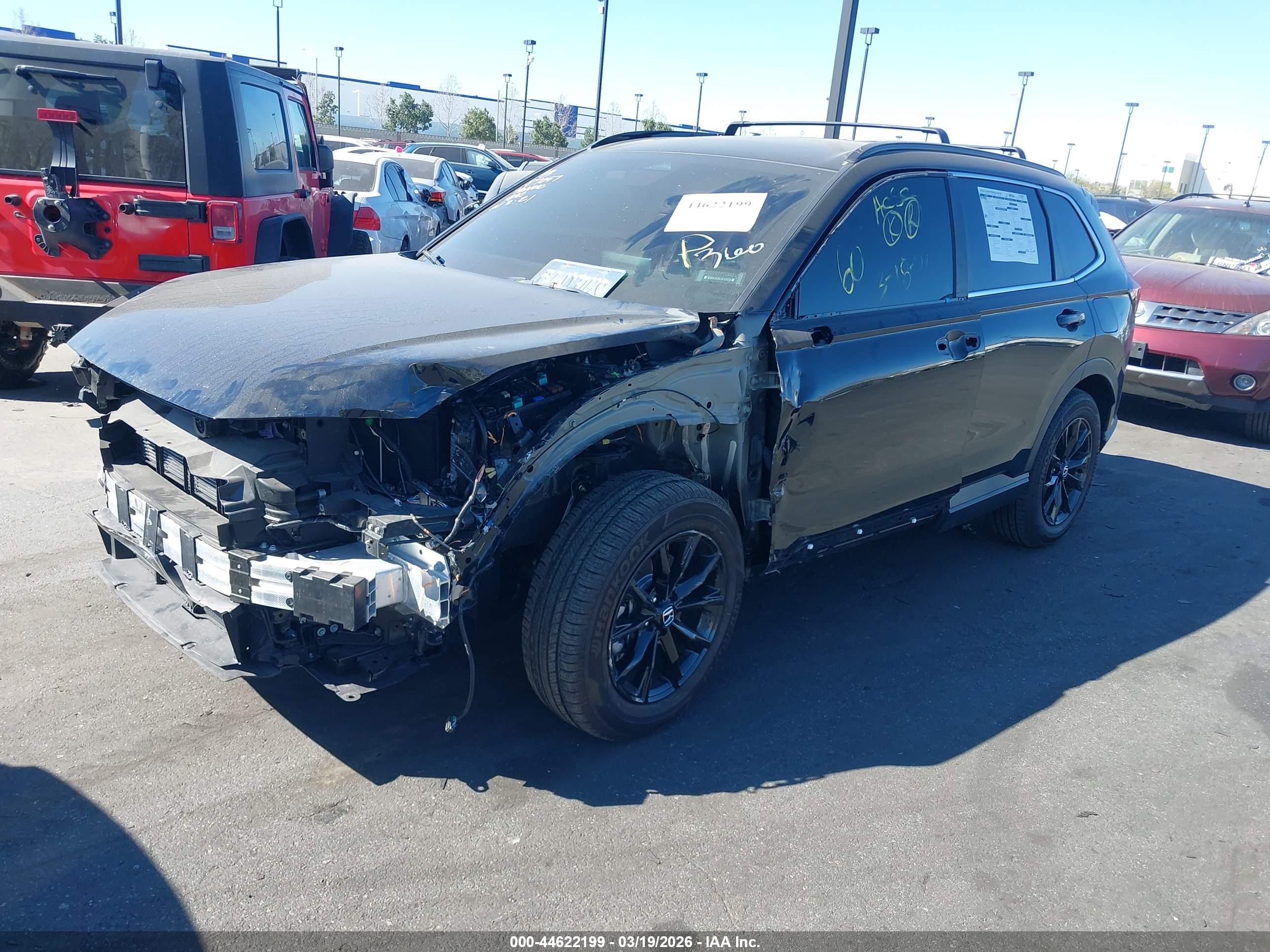 HONDA CR-V image 2