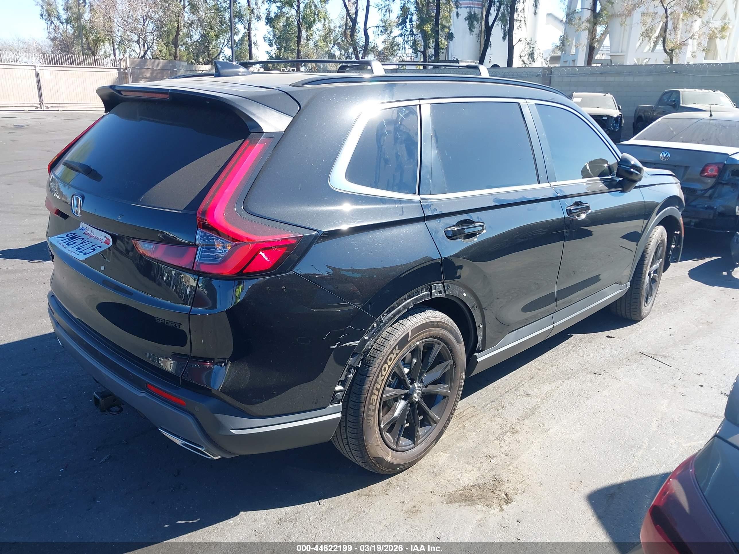 HONDA CR-V image 4