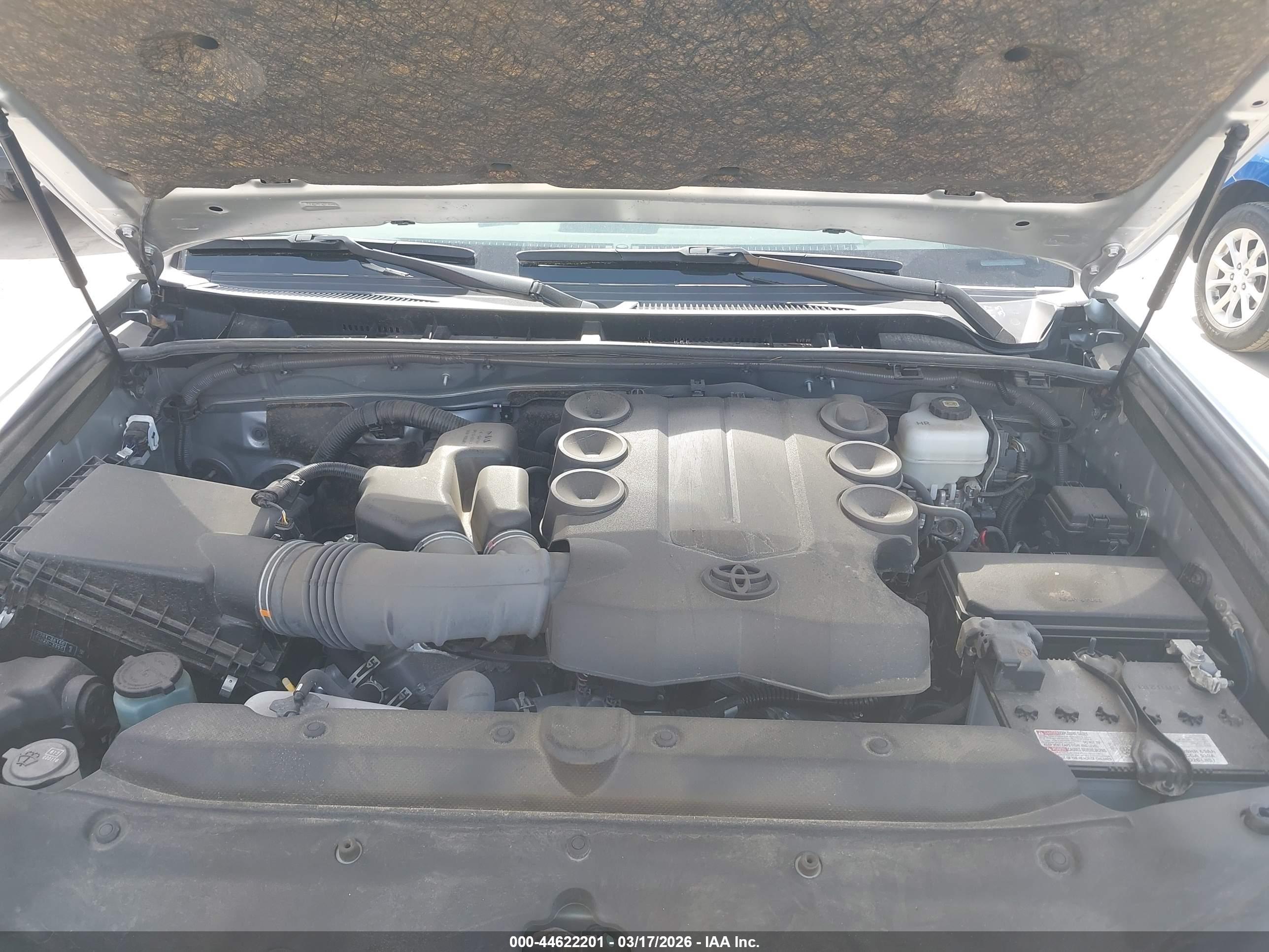 TOYOTA 4RUNNER image 10