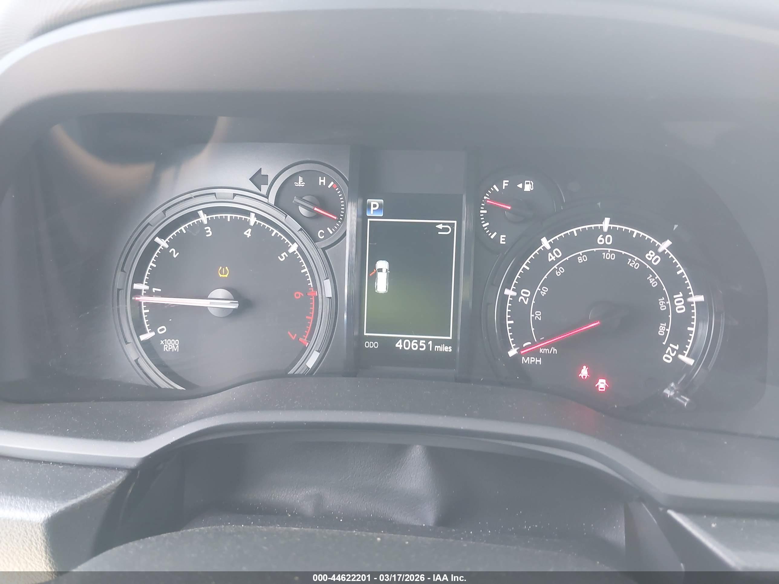 TOYOTA 4RUNNER image 7